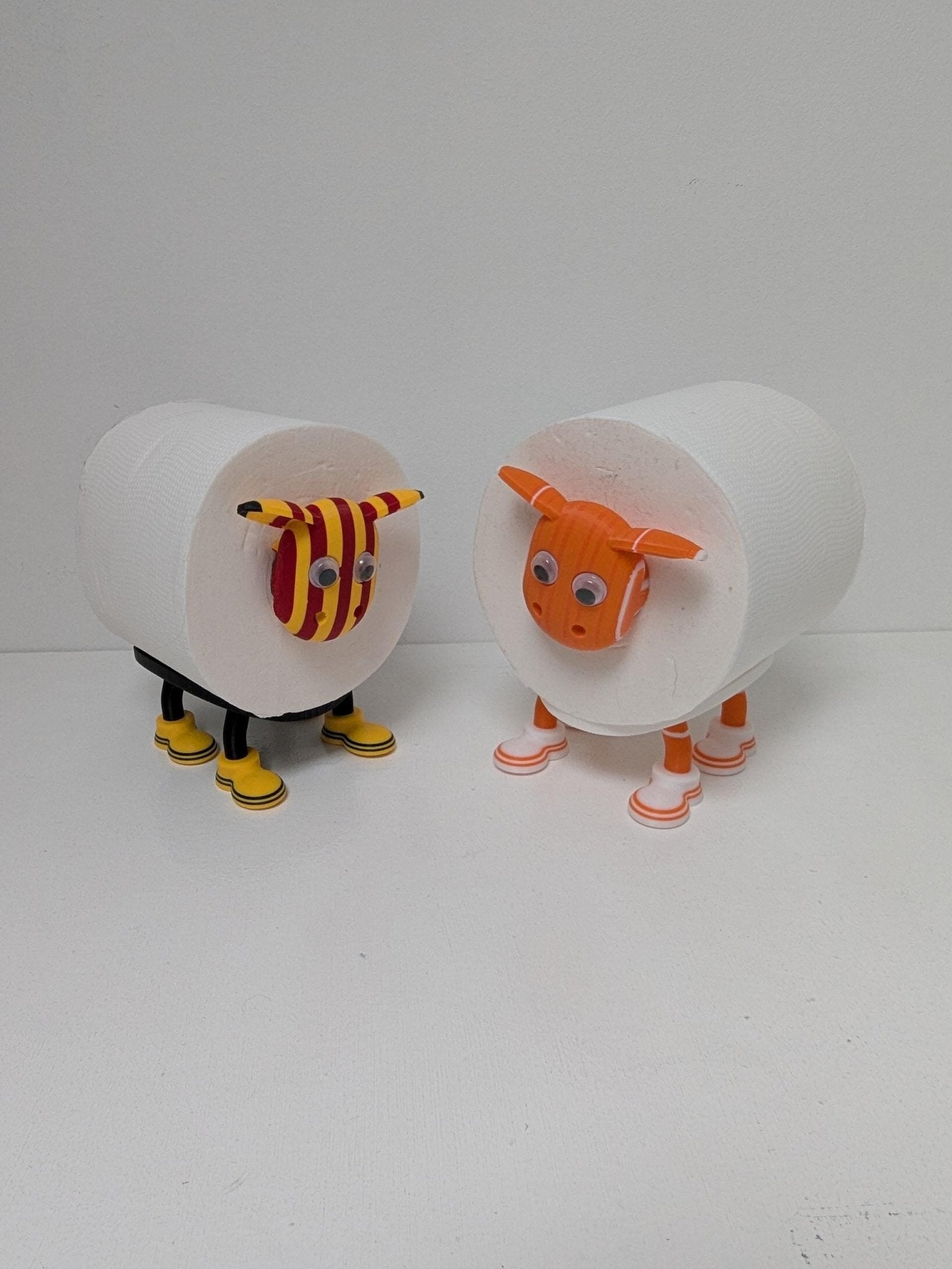 Chaddyverse Blackpool Football Club Toilet Roll Holder – Tangerine Sheep