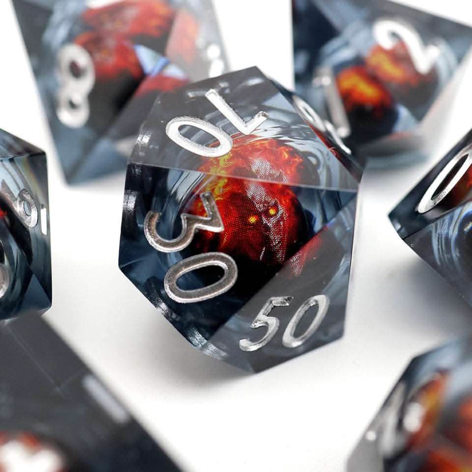 Blazing Skull | Liquid Core Dice | Resin | 7 Piece Set
