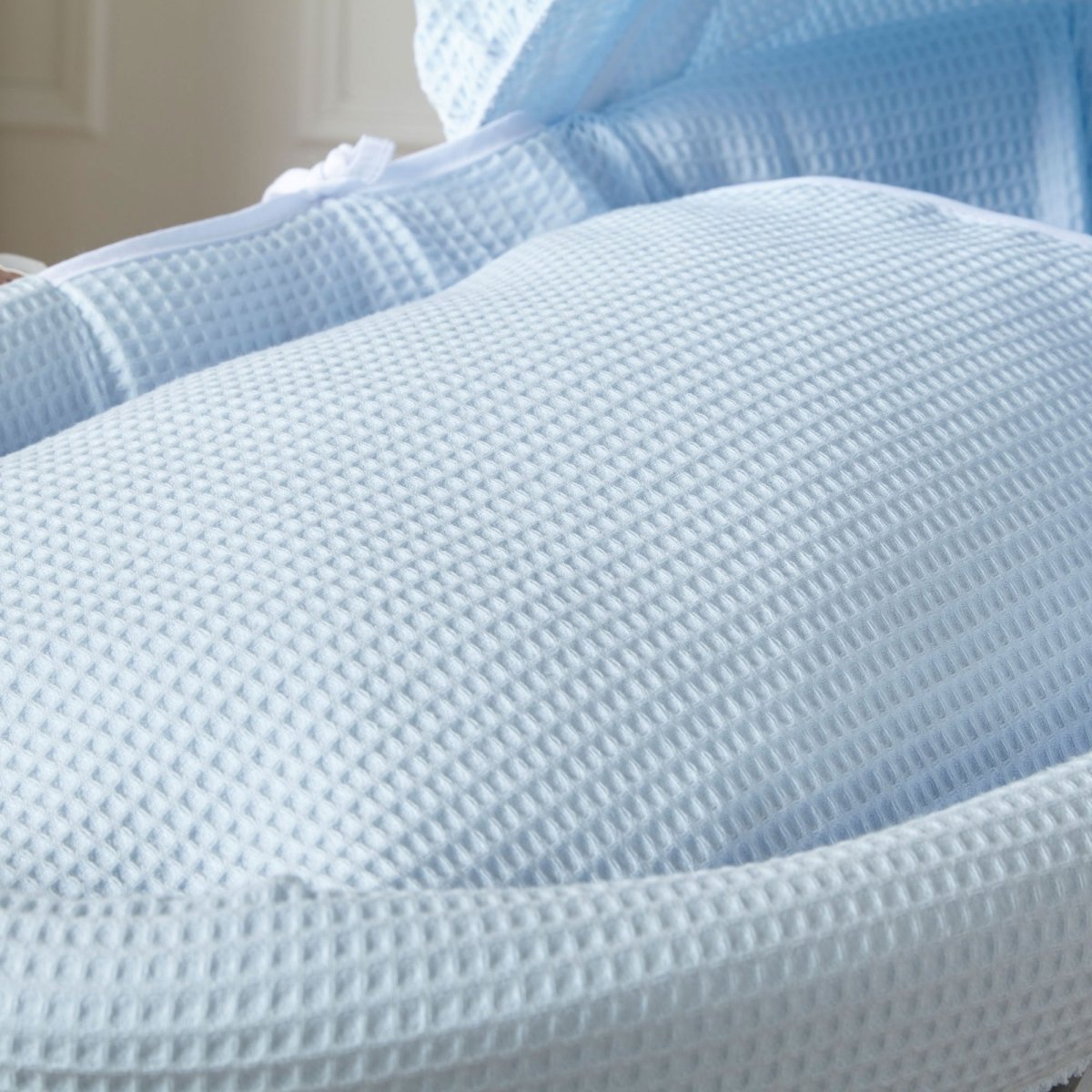 For Your Little One Grey Wicker Moses Basket & Stand - Blue Waffle