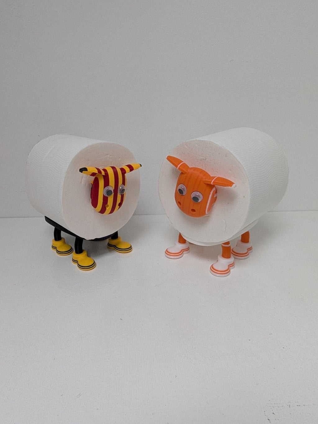 Chaddyverse Bradford City Sheep Toilet Roll Holder – Claret & Amber