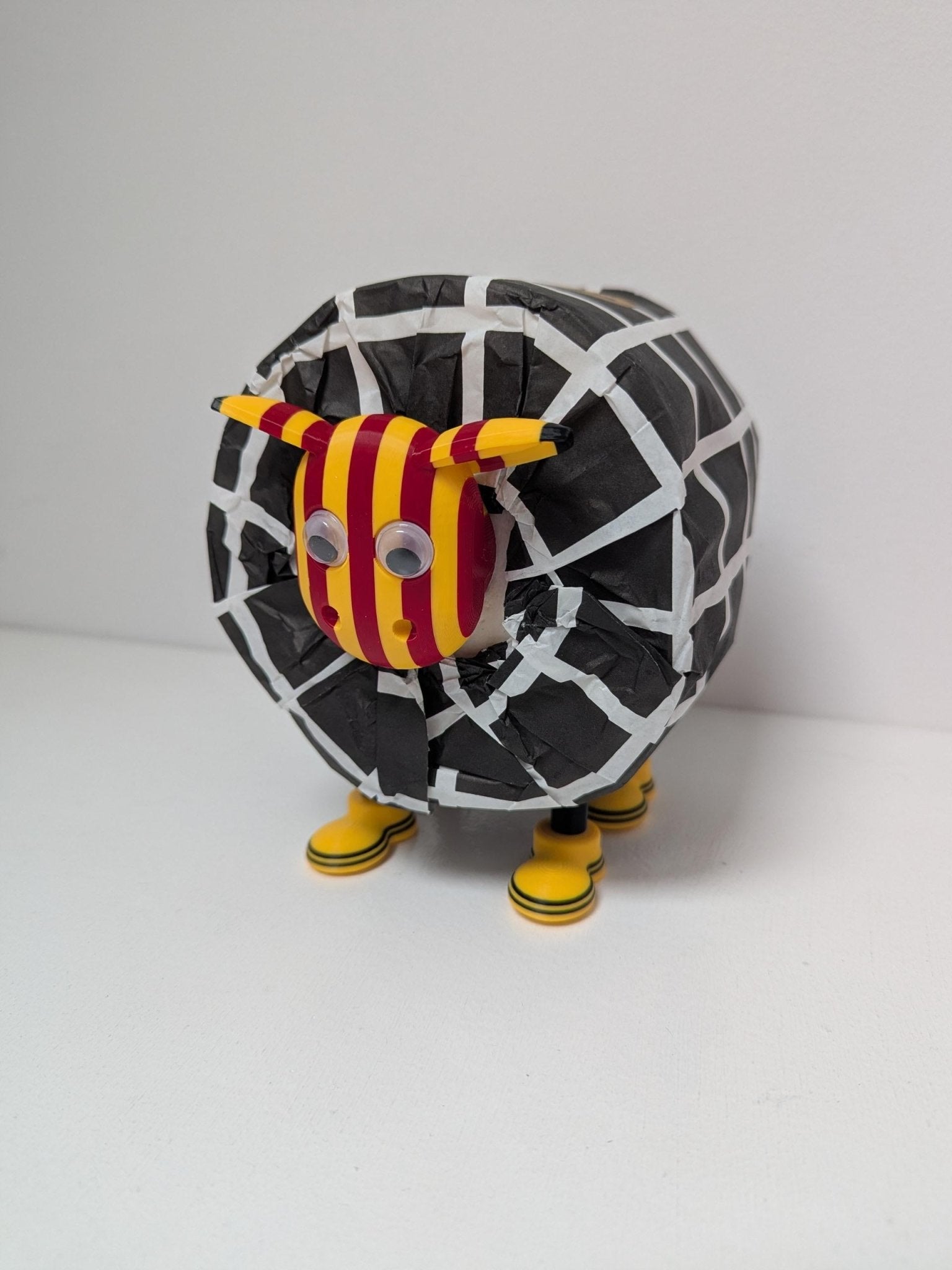 Chaddyverse Bradford City Sheep Toilet Roll Holder – Claret & Amber