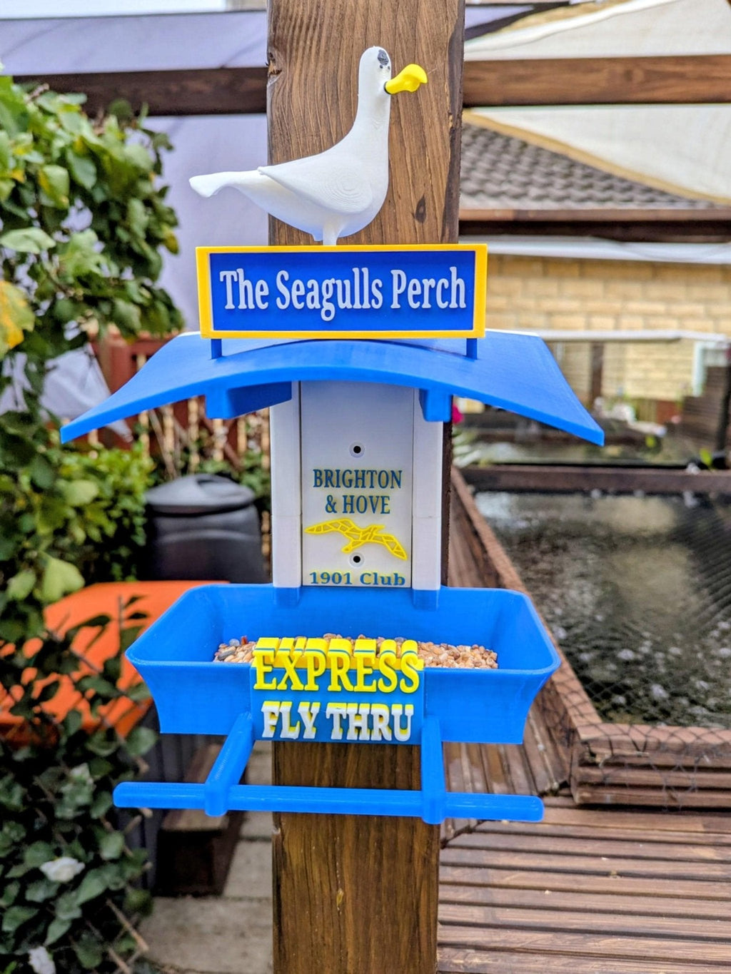 Chaddyverse Brighton & Hove Albion Bird Feeder – AMEX Stadium Edition