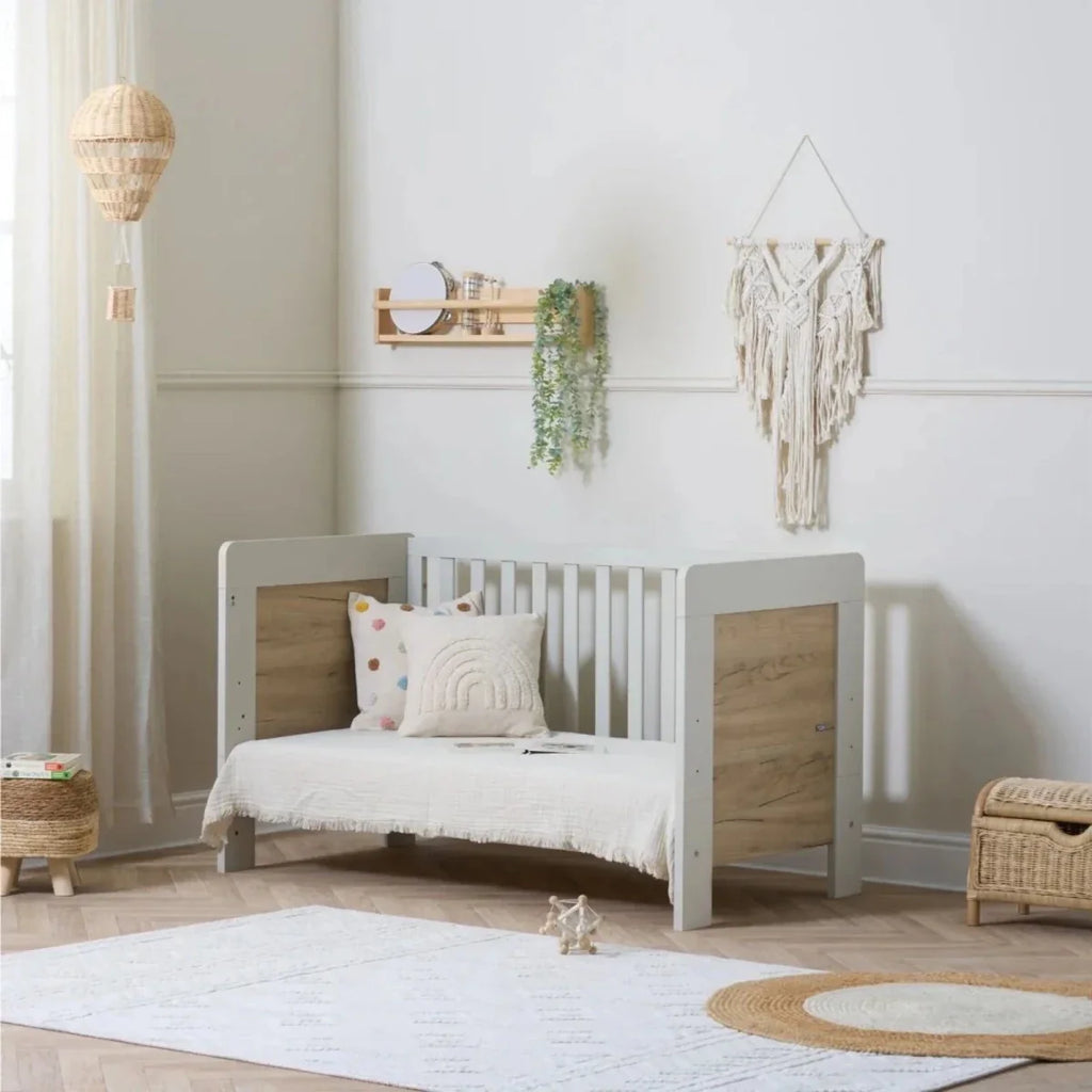 Tutti Bambini Alba Mini Cot Bed - White Sand / Distressed Oak