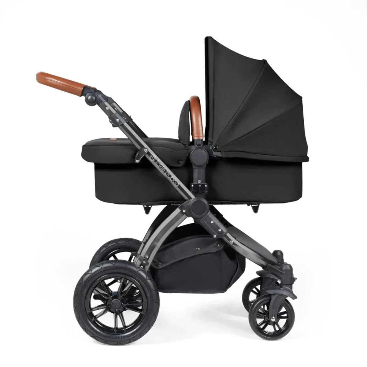 Ickle Bubba Stomp Luxe Travel System with i-Size Stratus Car Seat & ISOFIX Base 12 pcs - Black & Midnight & Tan