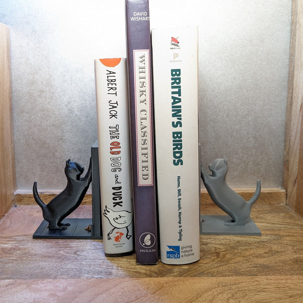 Chaddyverse Cat and Mouse 3D Printed Bookends – Eco-Friendly PLA