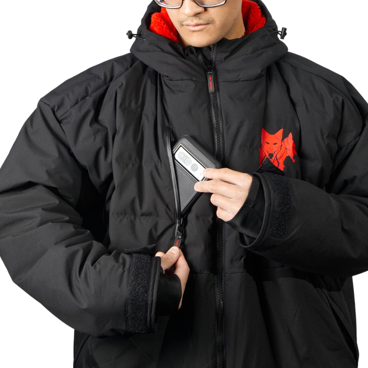 CERBERUS Strength Changing Robe – Waterproof Sherpa Lined Swim Robe