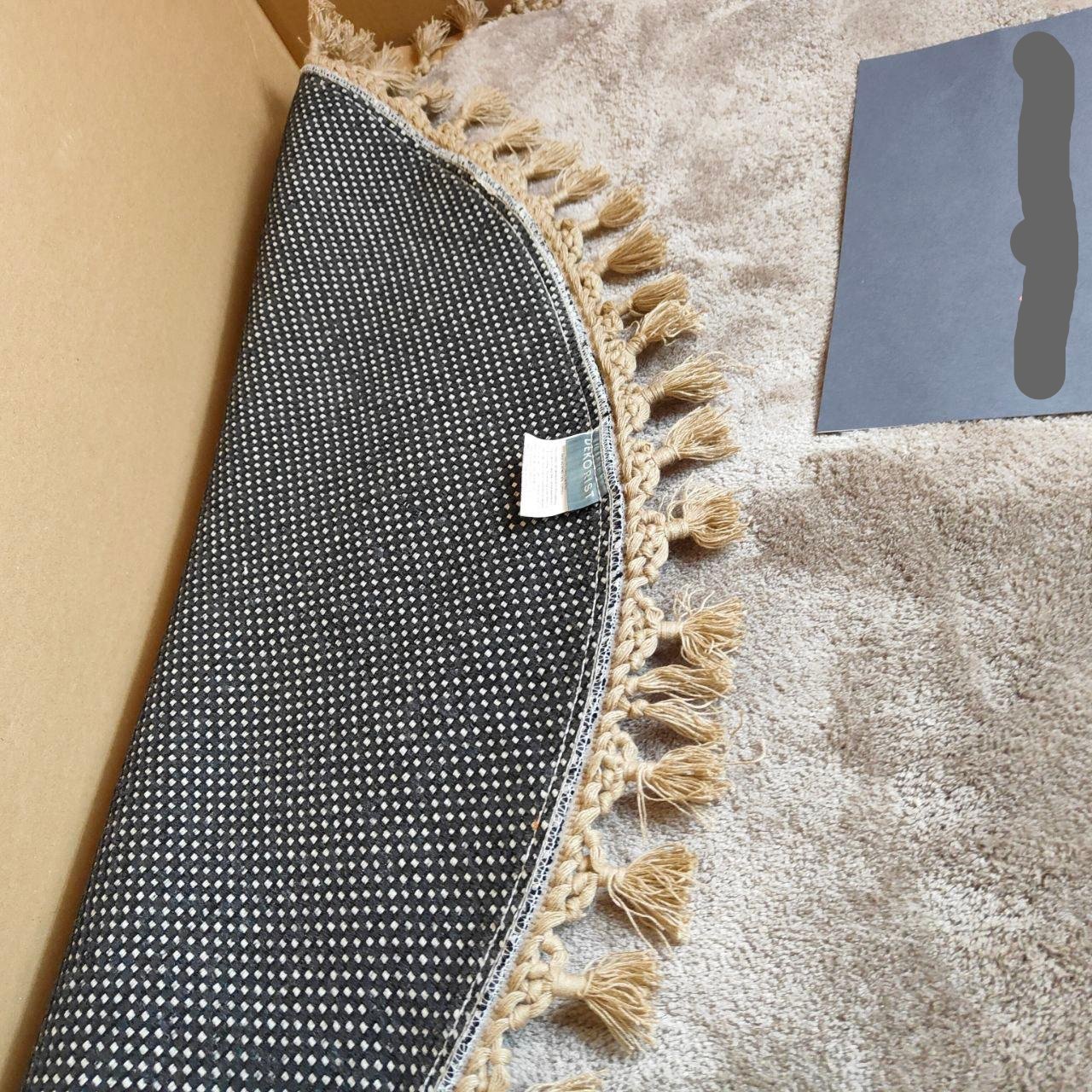 Massive Discounts Circular Bedroom Rug – 120cm Soft Fluffy Beige Carpet