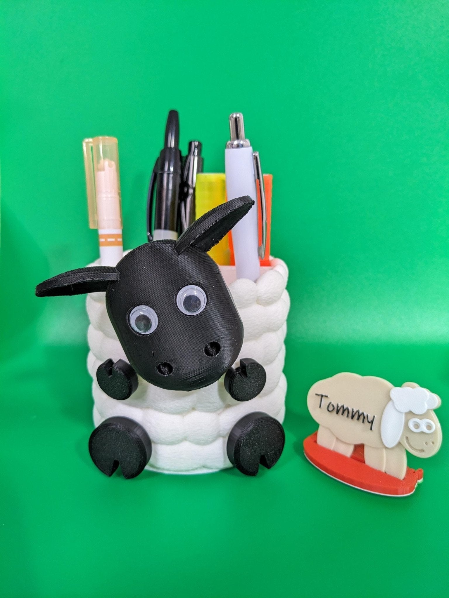 Chaddyverse Sheep Pen Pot Holder | 3D Printed Desk Organiser