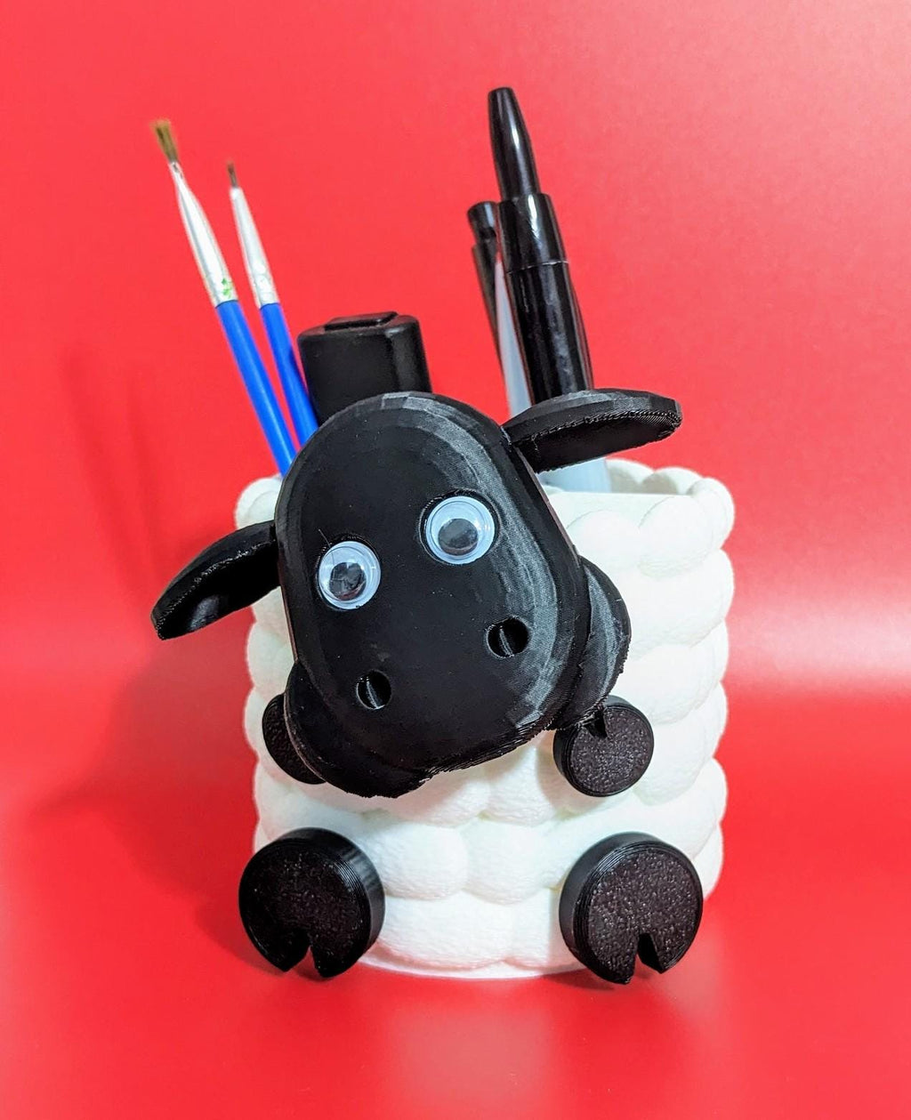 Chaddyverse Sheep Pen Pot Holder | 3D Printed Desk Organiser