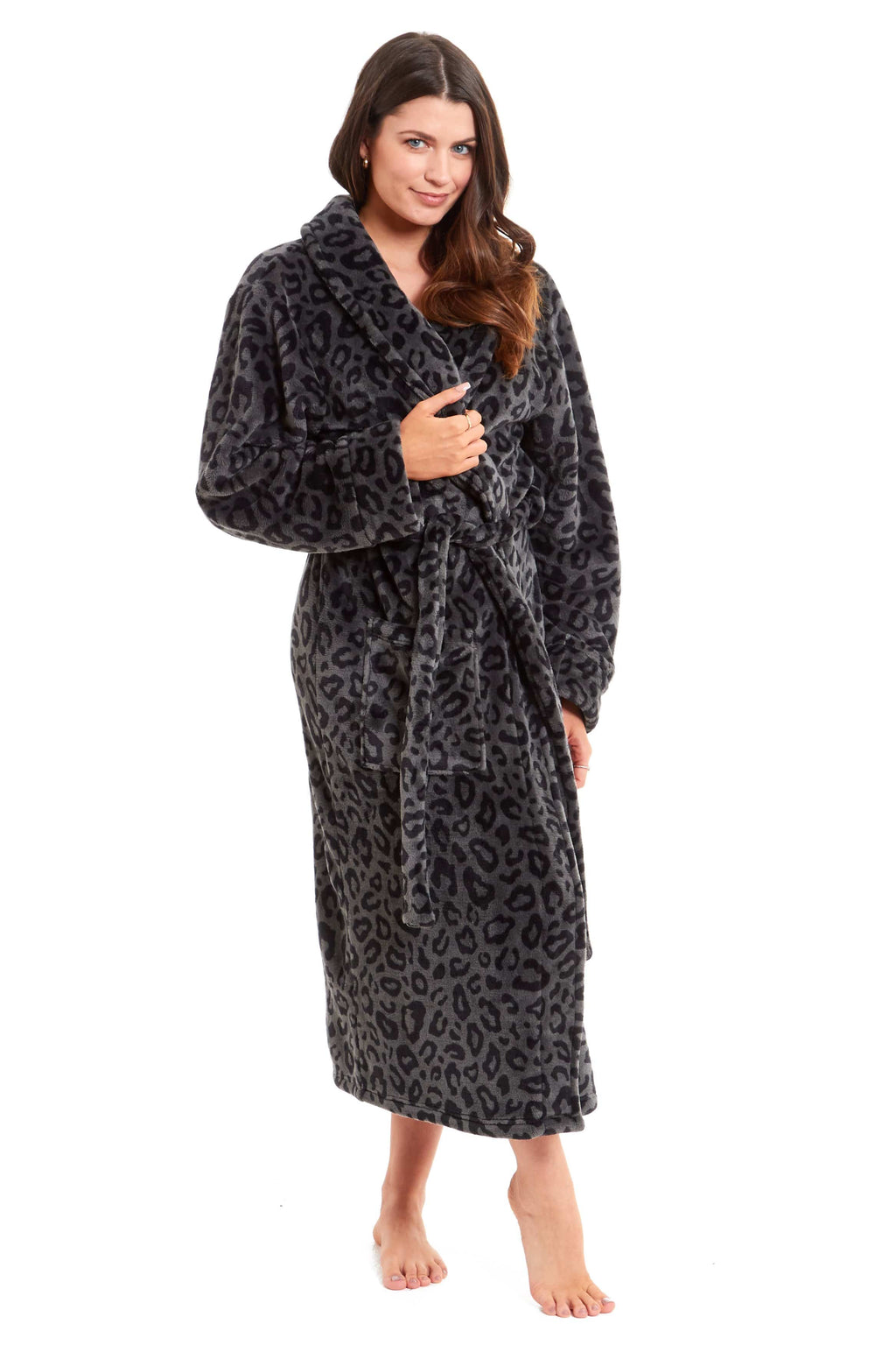 OLIVIA ROCCO Women's Plush Fleece Dressing Gown – Black Leopard Print Robe
