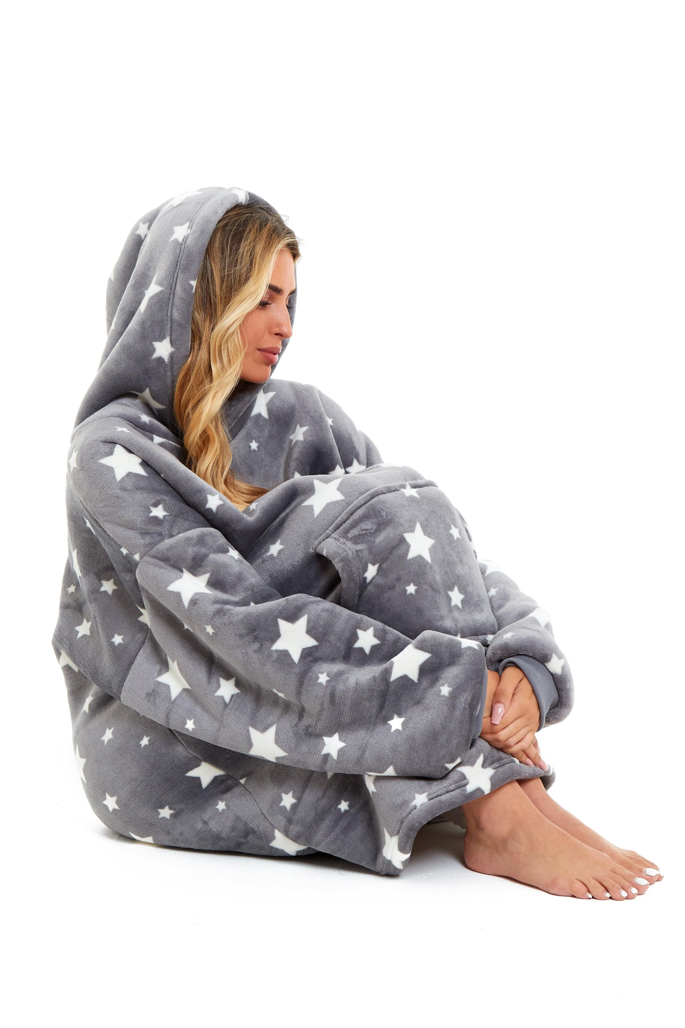 OLIVIA ROCCO Oversized Hooded Blanket – Grey Stars Sherpa Fleece Hoodie