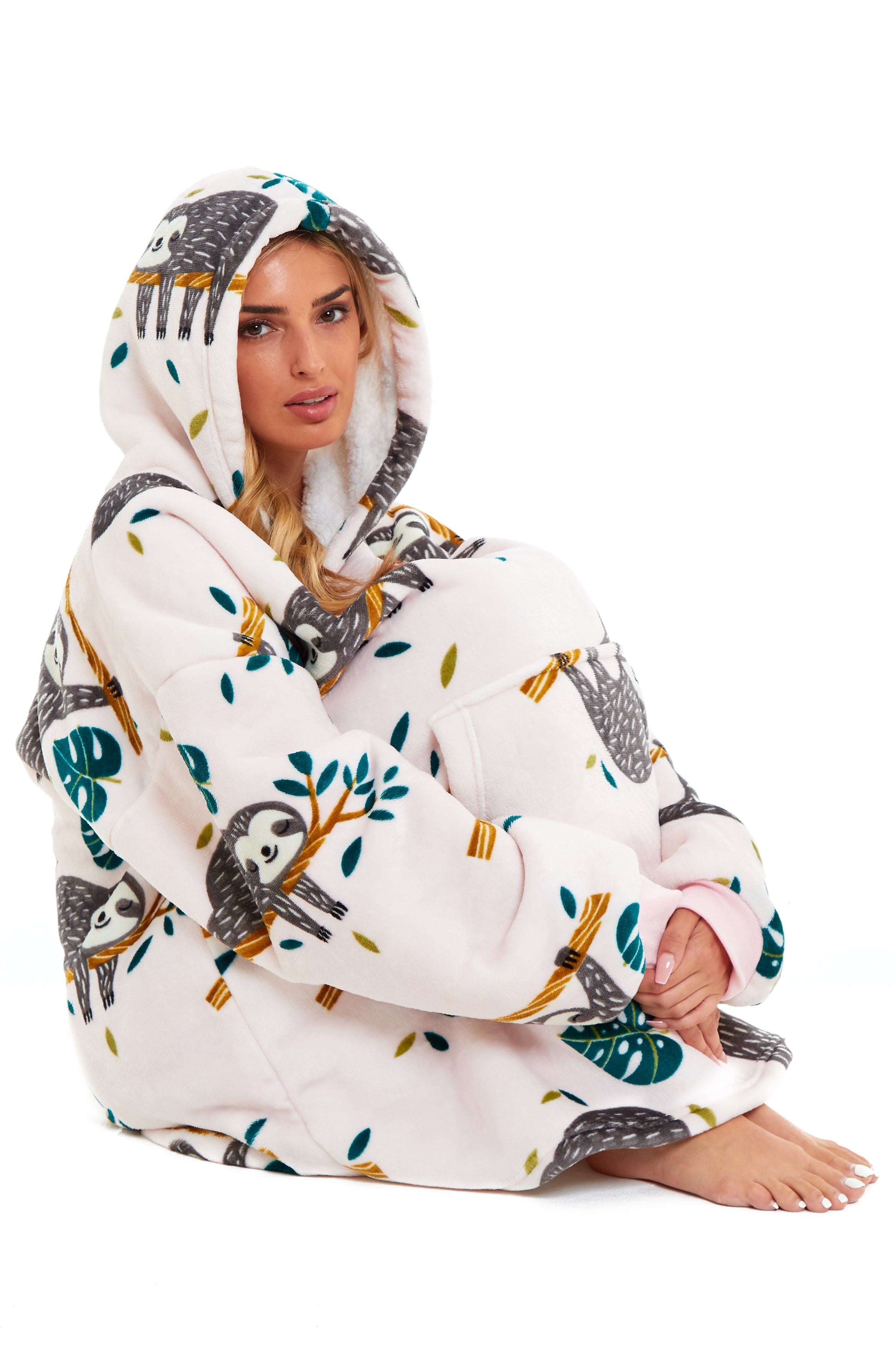 OLIVIA ROCCO Sloth Hooded Blanket – Oversized Sherpa Fleece 6XL Hoodie