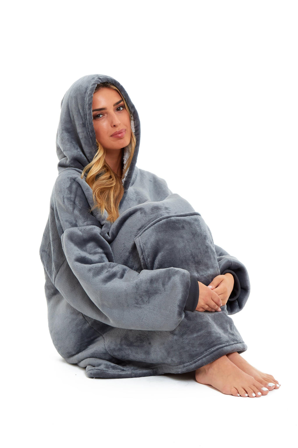 OLIVIA ROCCO Oversized Hooded Blanket – Reversible Sherpa Fleece Hoodie
