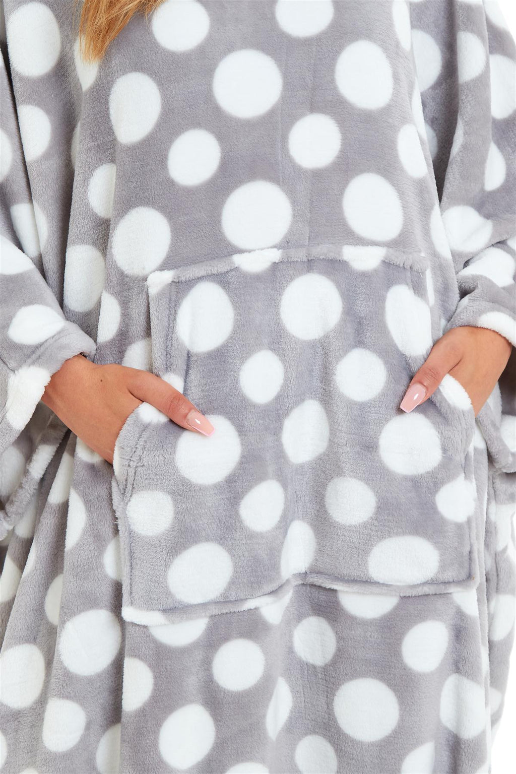 OLIVIA ROCCO Wearable Hooded Blanket – Oversized Plush Fleece Poncho