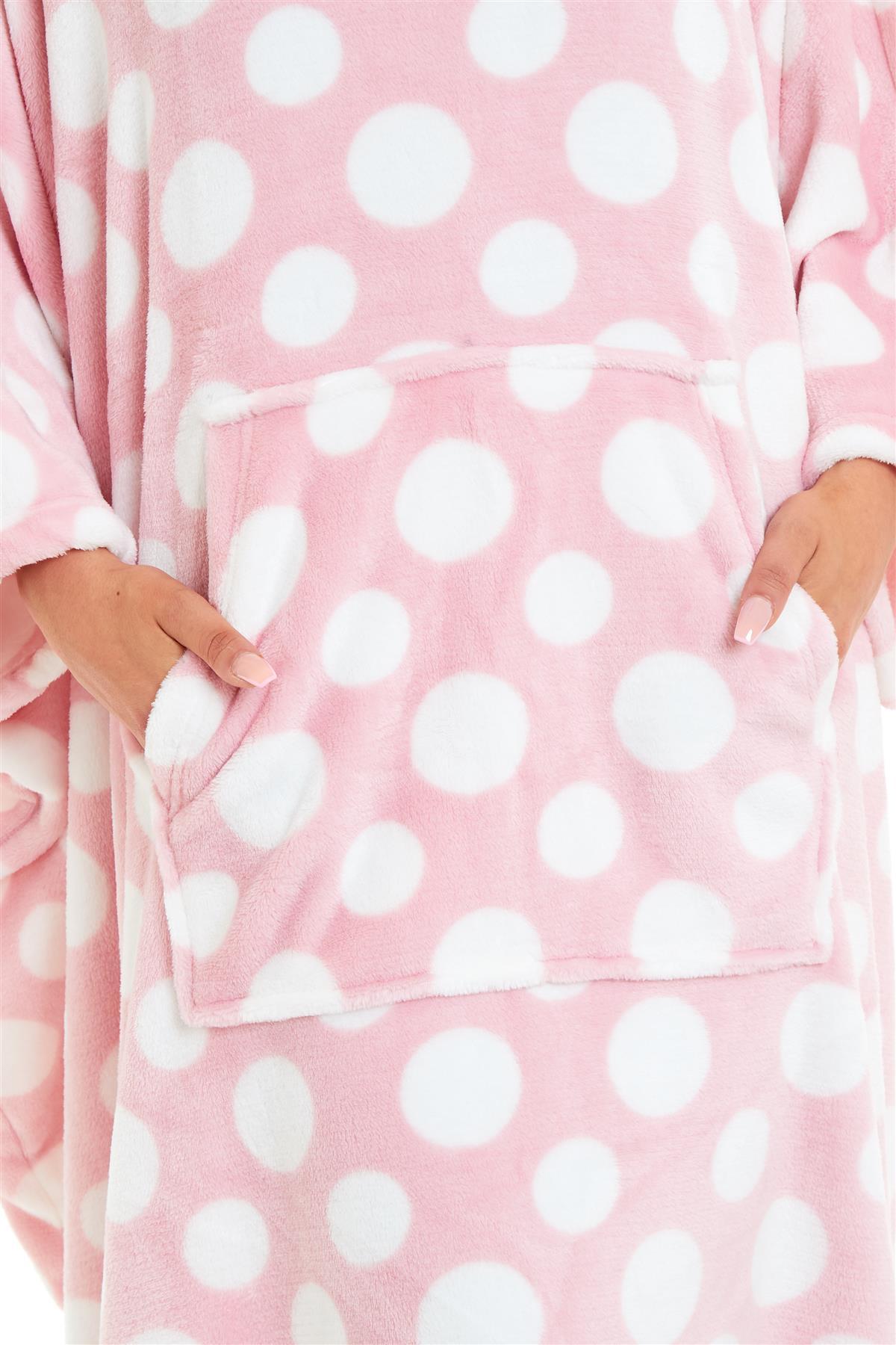 OLIVIA ROCCO Wearable Hooded Blanket – Oversized Plush Fleece Poncho