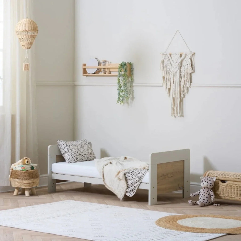 Tutti Bambini Alba Mini Cot Bed - White Sand / Distressed Oak