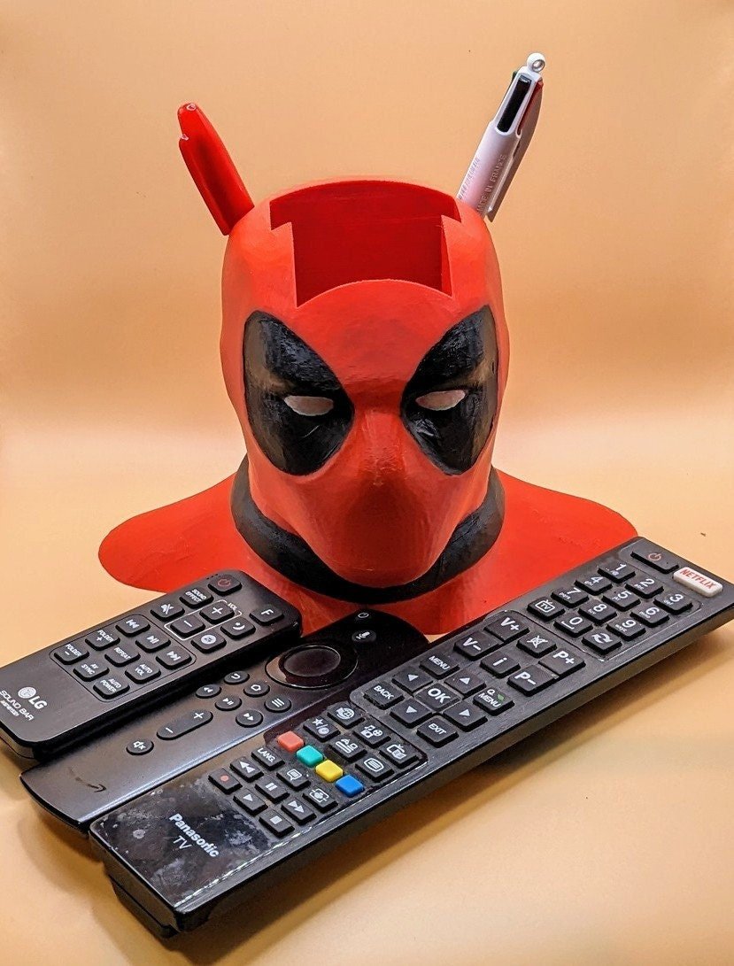 Chaddyverse Deadpool Remote Control Holder – 3D Printed Desk Organizer