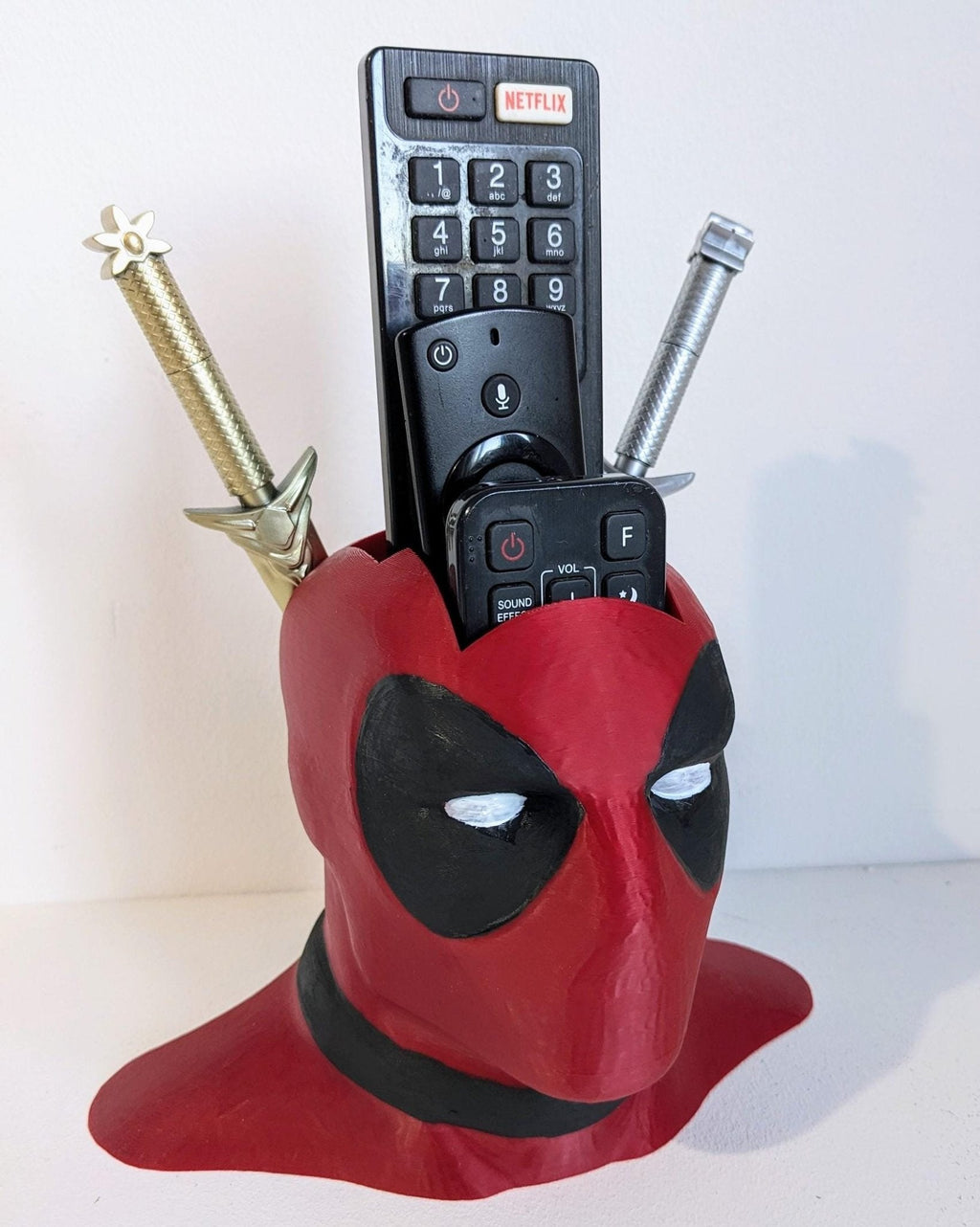 Chaddyverse Deadpool Remote Control Holder – 3D Printed Desk Organizer
