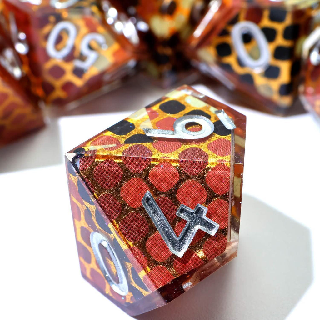 Cindercoil | Sharp Edge Dice | Resin | 7 Piece Set