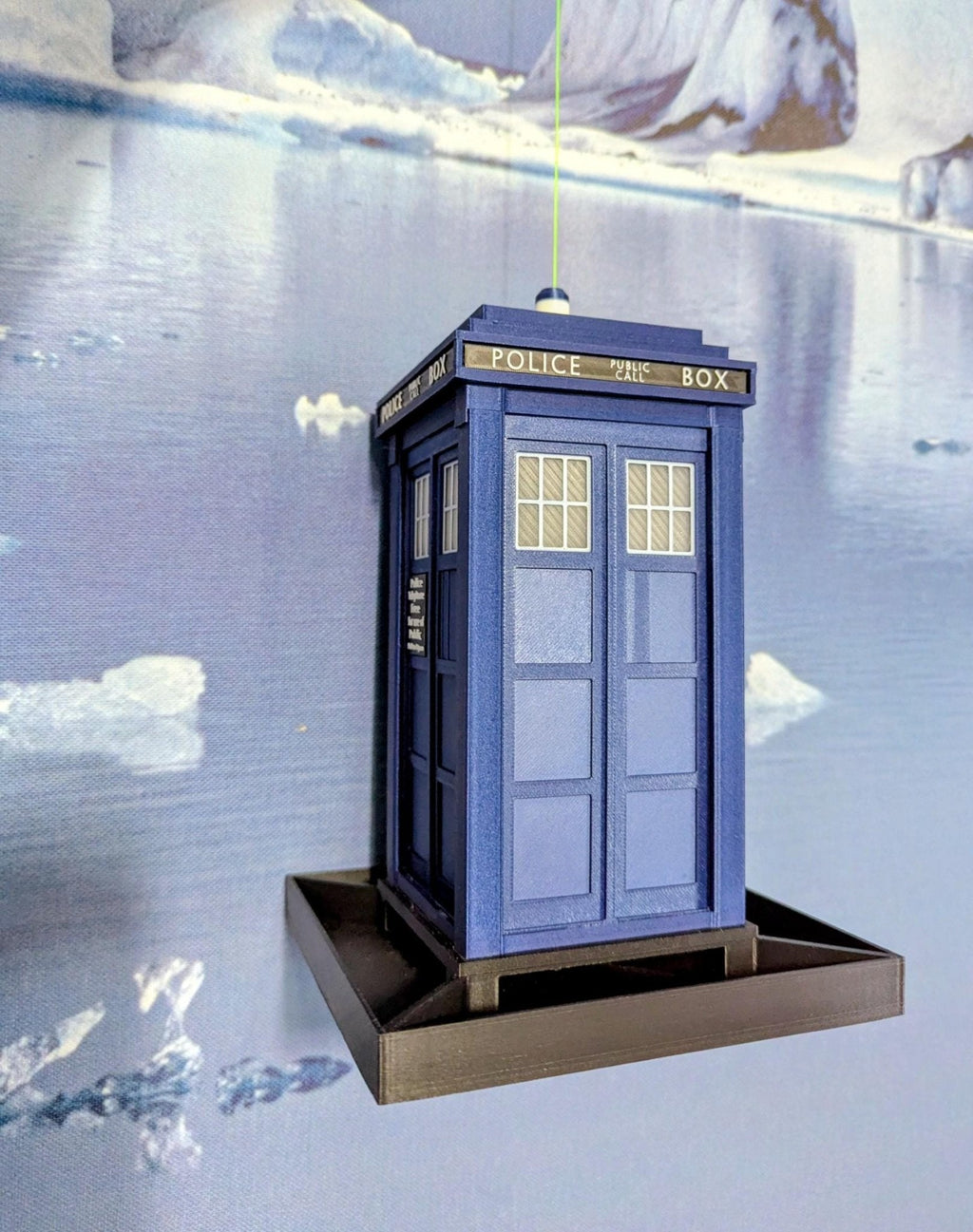 Chaddyverse TARDIS Bird Seed Feeder - 3D Printed Police Box Table