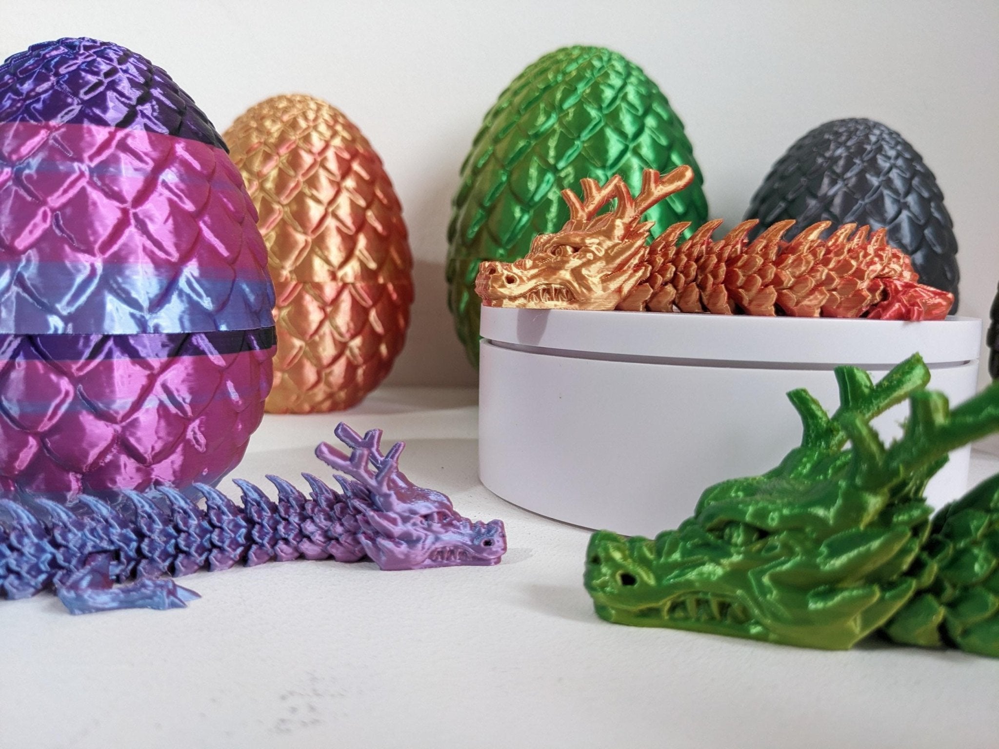 Chaddyverse 3D Printed Articulated Dragon Egg | Silk PLA Storage Case