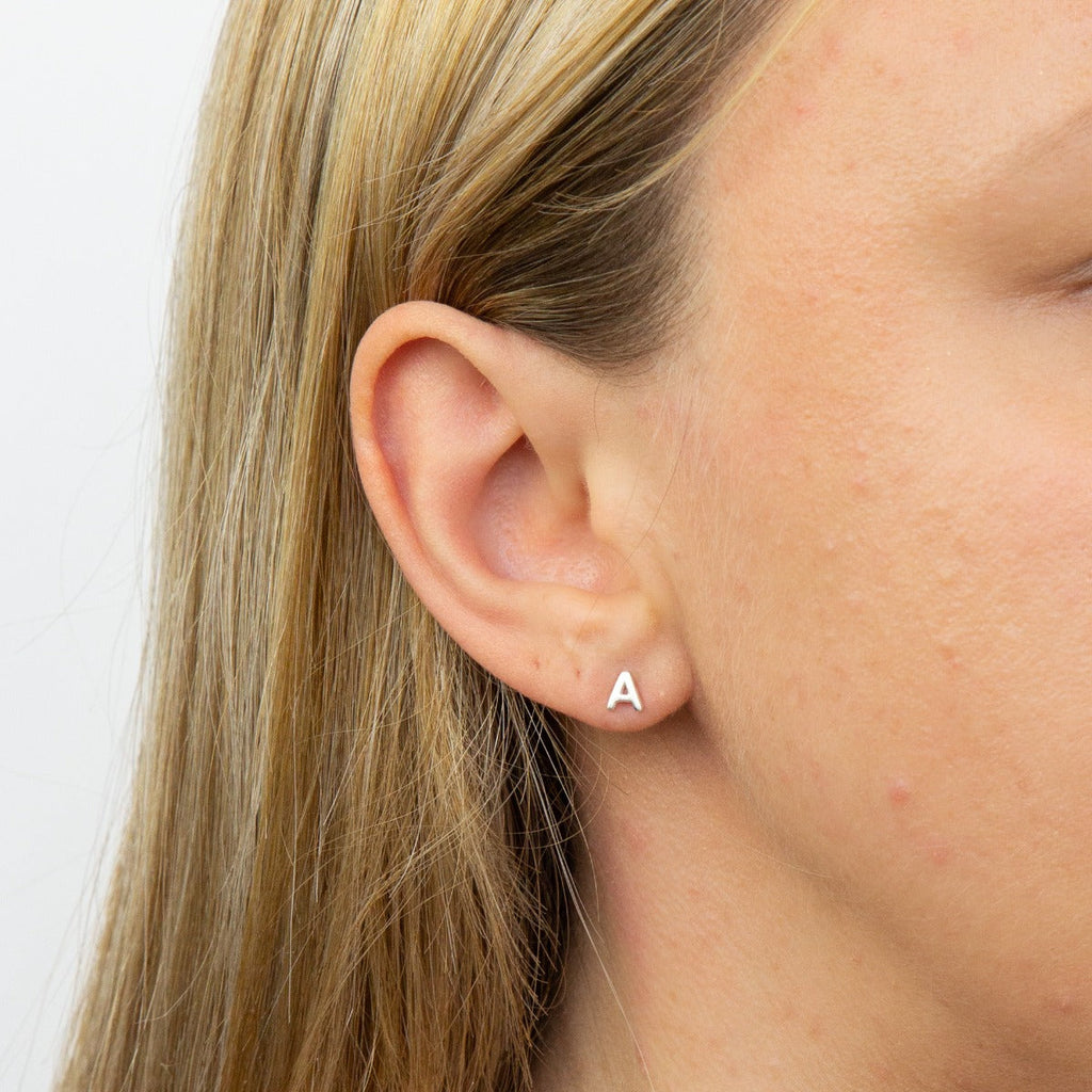 Gecko Jewellery Sterling Silver Initial Stud Earrings – Personalised