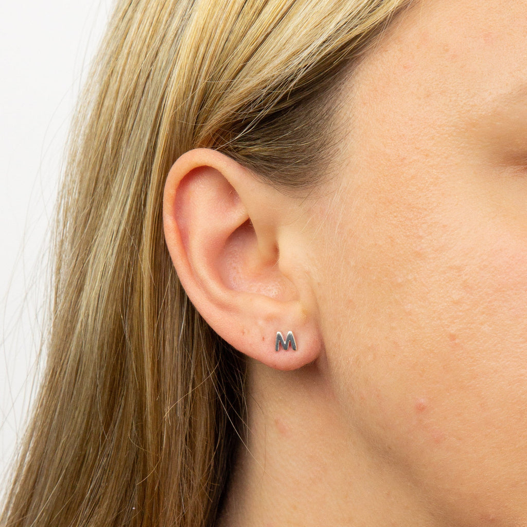 Gecko Jewellery Sterling Silver Initial Stud Earrings – Personalised