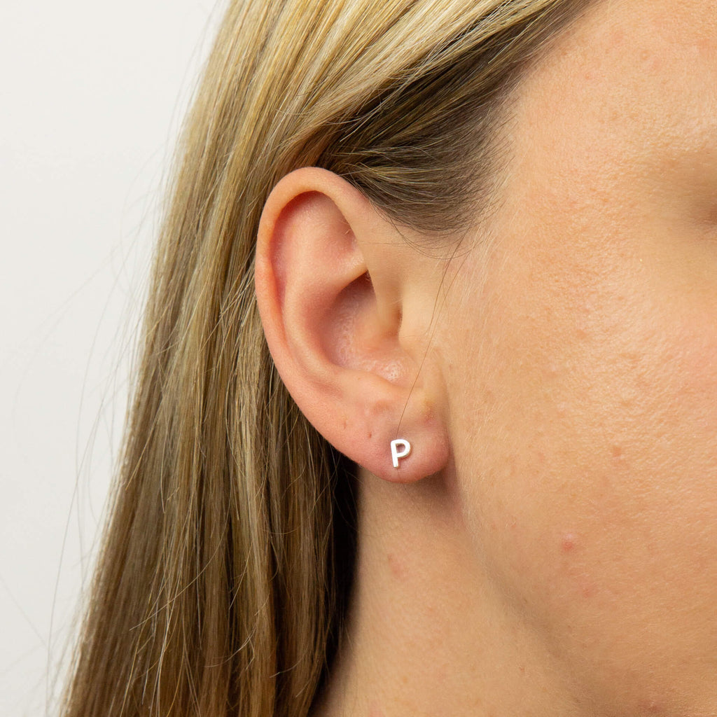 Gecko Jewellery Sterling Silver Initial Stud Earrings – Personalised