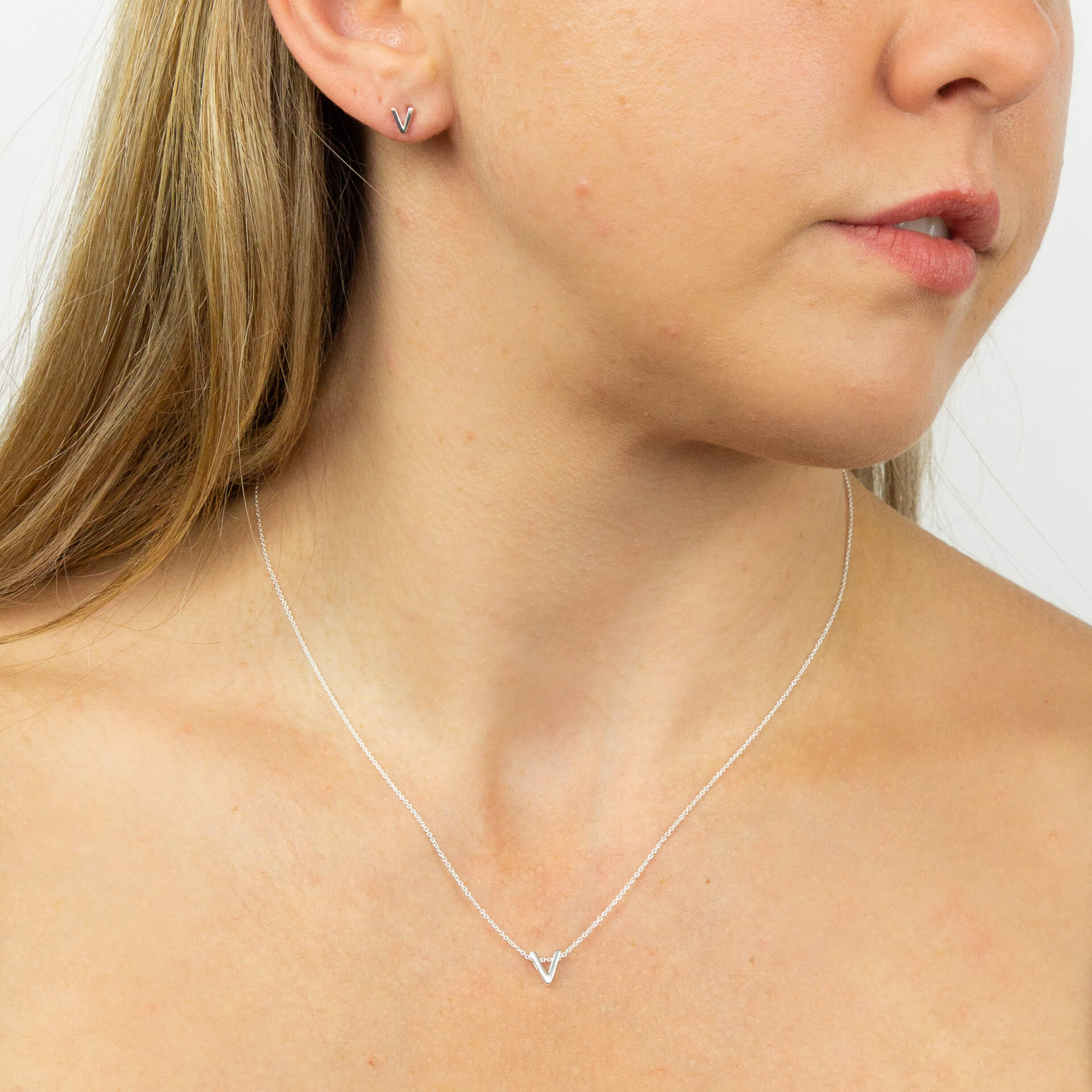 Gecko Jewellery Sterling Silver Initial Necklace - Personalised Gift