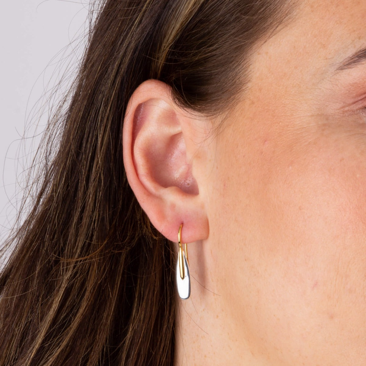 Gecko Jewellery Elongated Pebble Drop Earrings in Yellow Gold Plating
