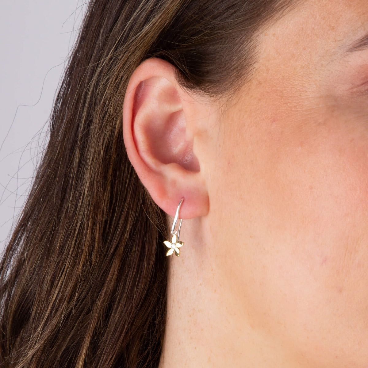 Gecko Jewellery Jasmine Flower Drop Earrings in Yellow Gold Plating