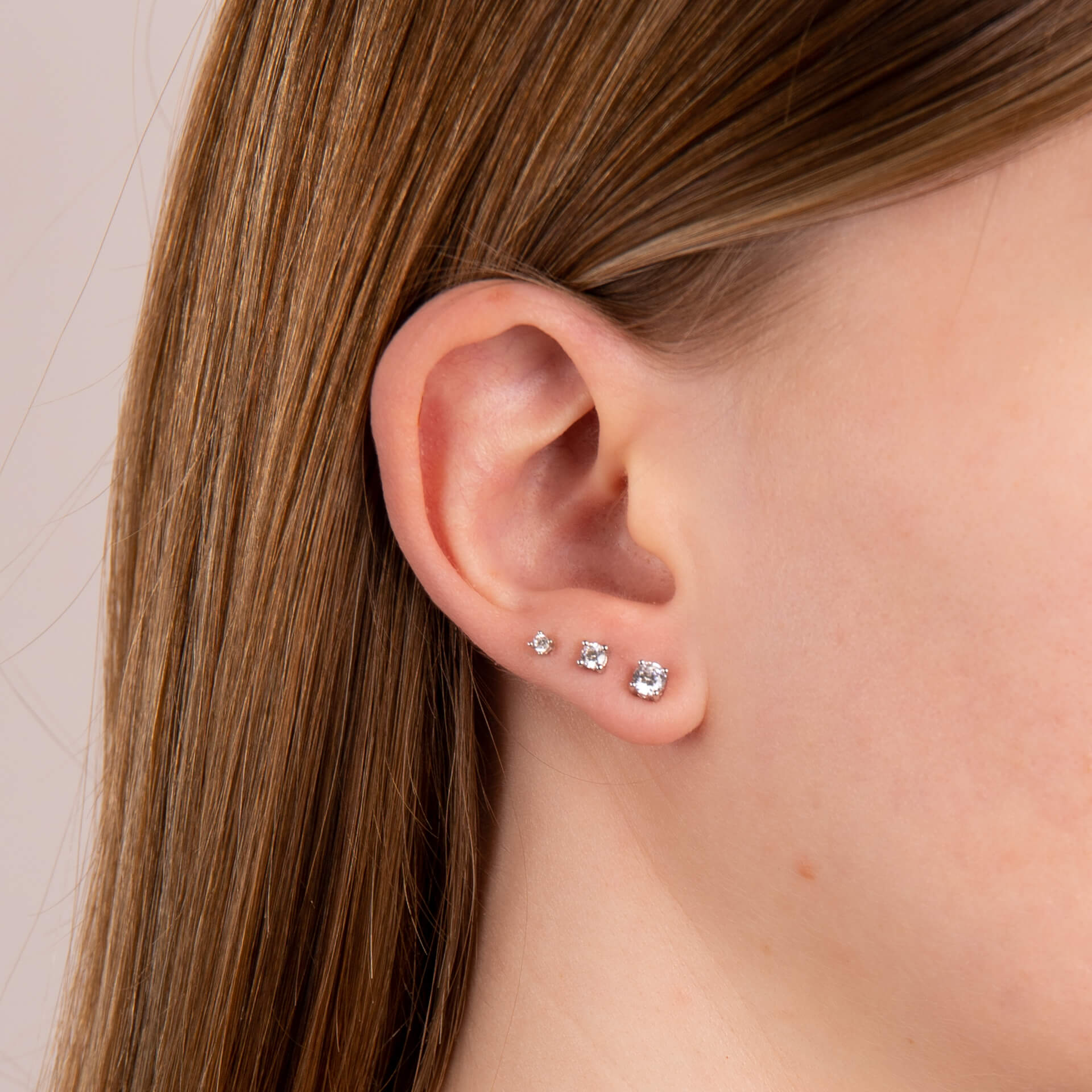 Gecko Jewellery Four Claw Solitaire Stud Earrings in Sterling Silver