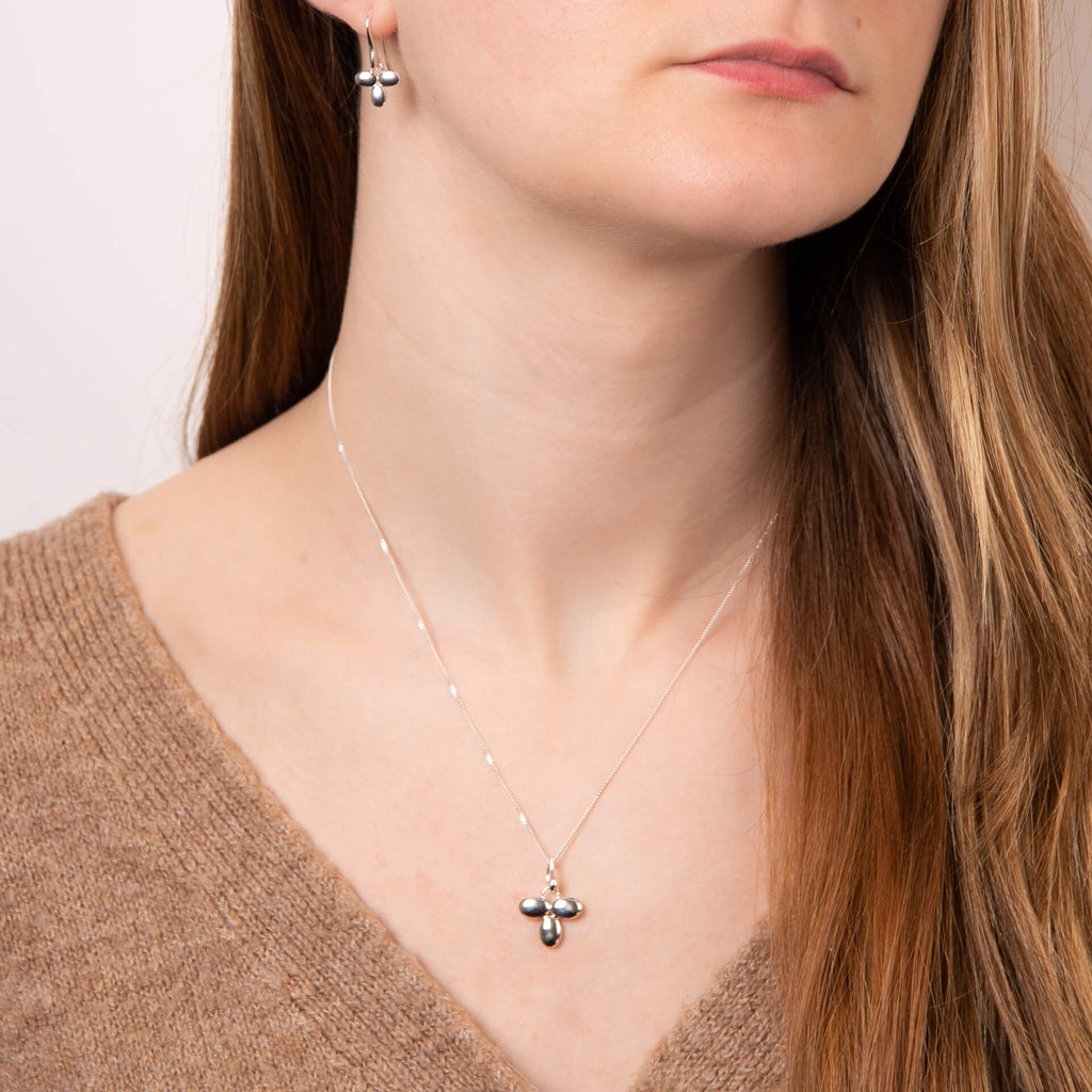 Gecko Jewellery Puffed Tri-Petal Pendant in Recycled Sterling Silver
