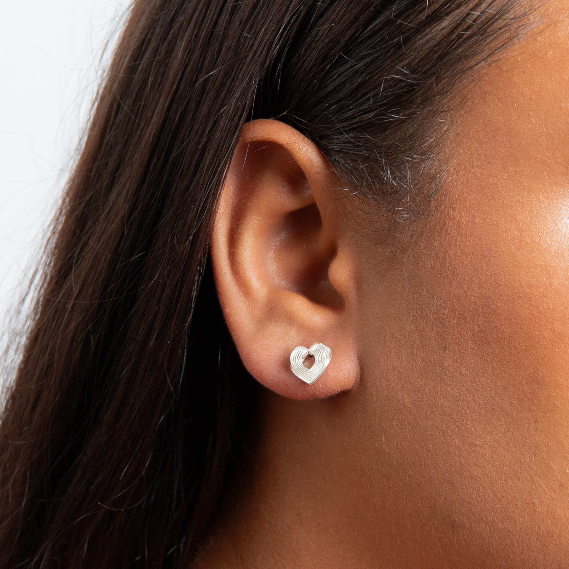 Gecko Jewellery Ridged Heart Stud Earrings in Recycled Sterling Silver