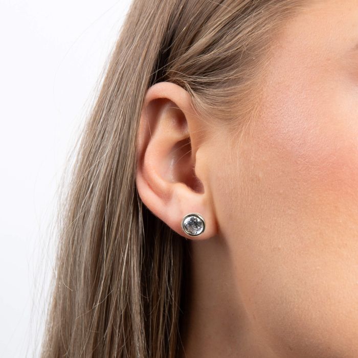 Diamonfire Sterling Silver Bezel Set Zirconia Stud Earrings by Gecko