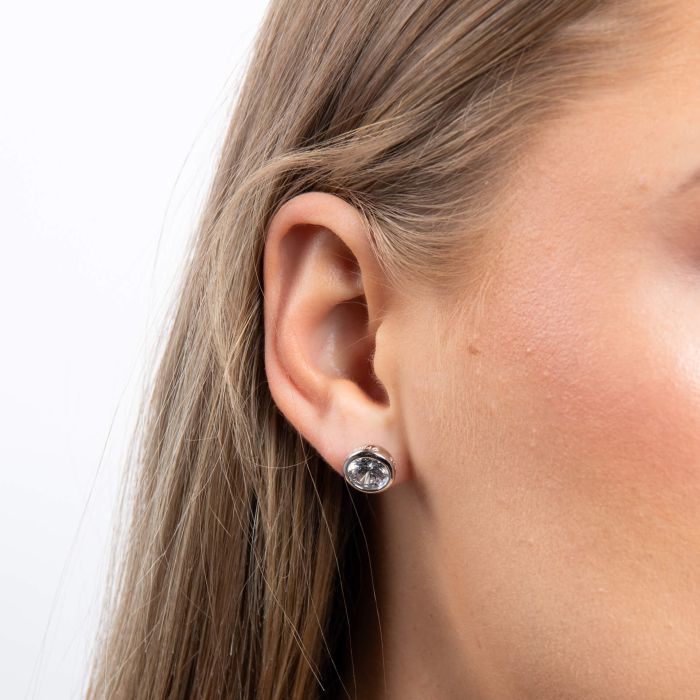 Diamonfire Sterling Silver Bezel Set Zirconia Stud Earrings by Gecko