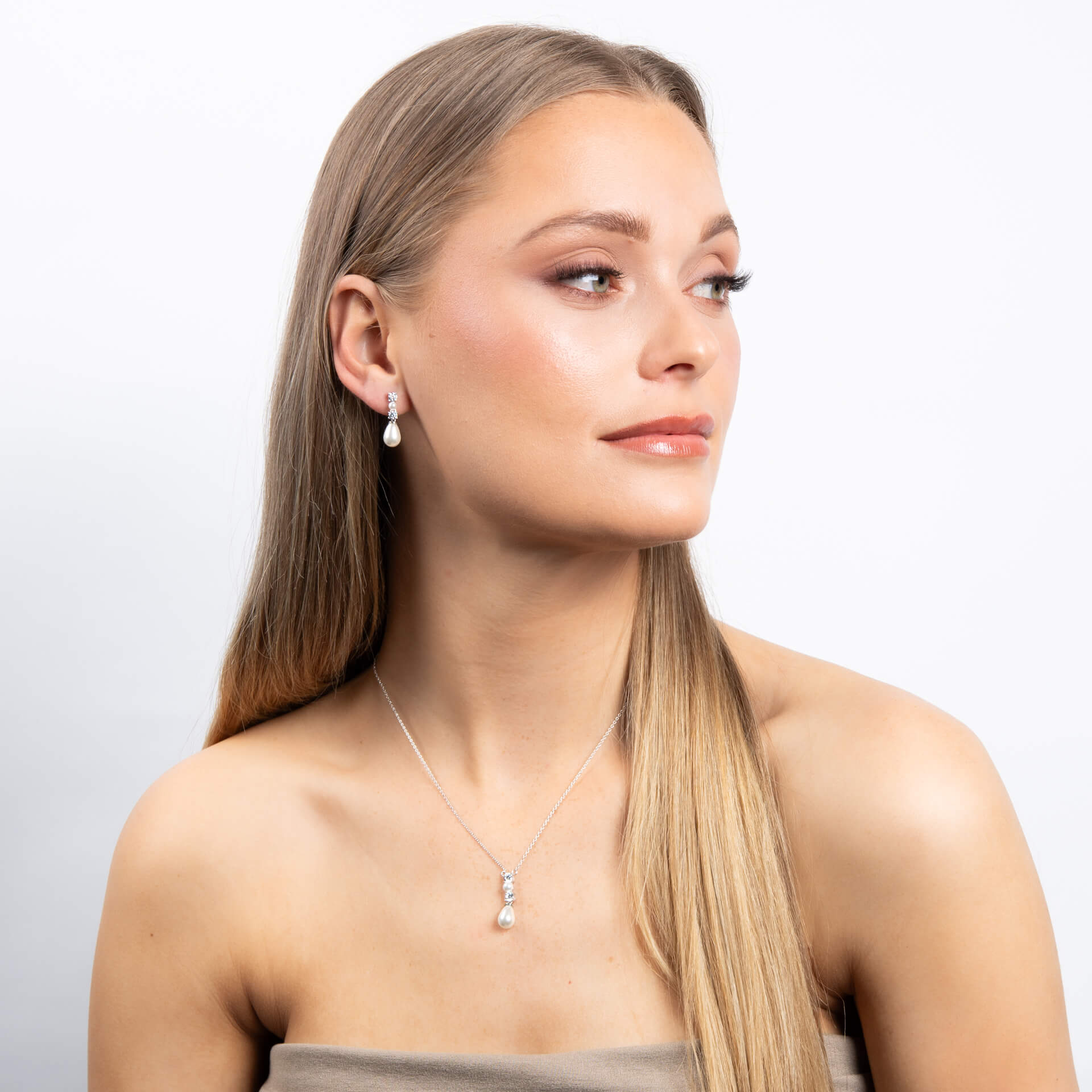 Diamonfire Shell Pearl and Zirconia Drop Earrings in Sterling Silver