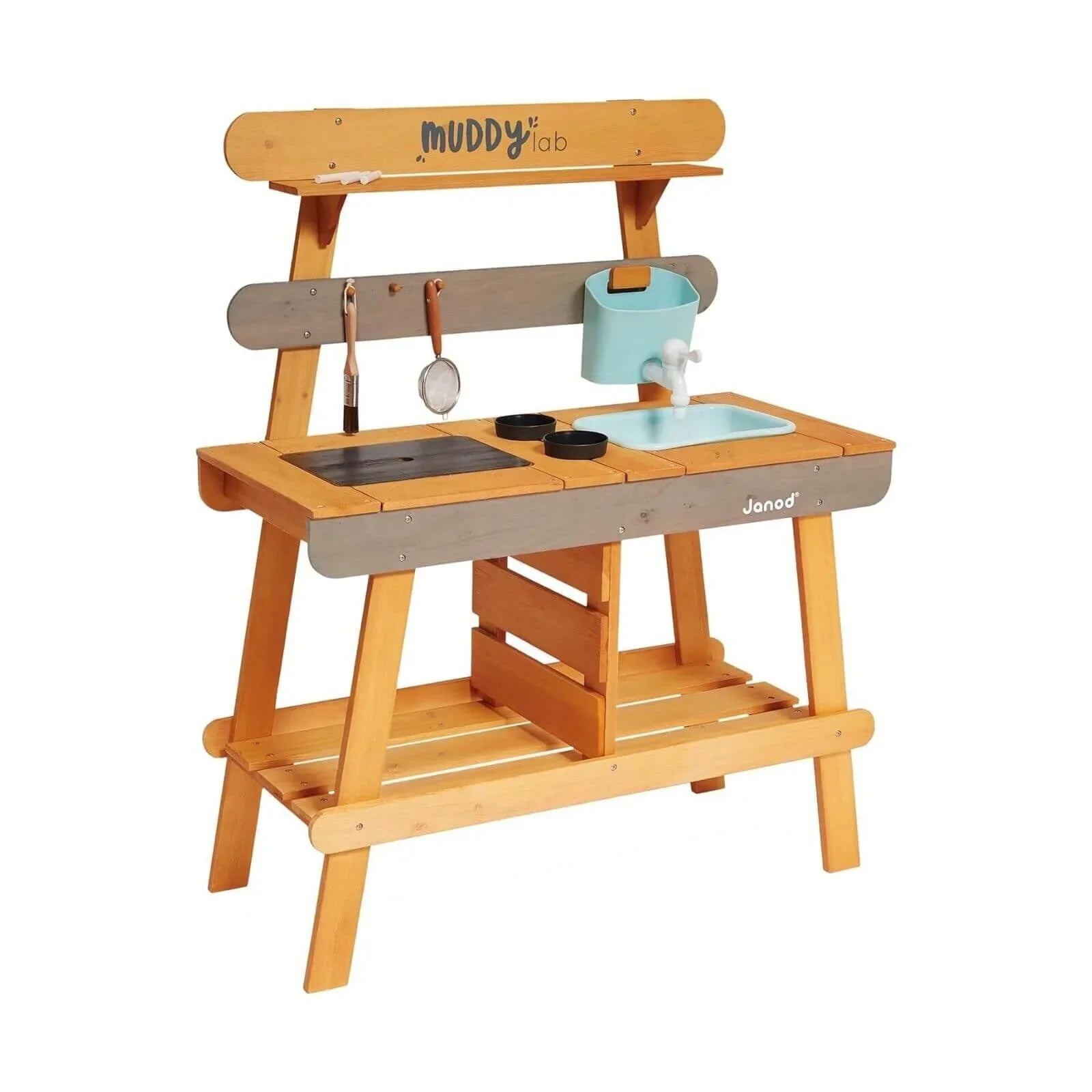Janod Muddy Lab Outdoor Kitchen