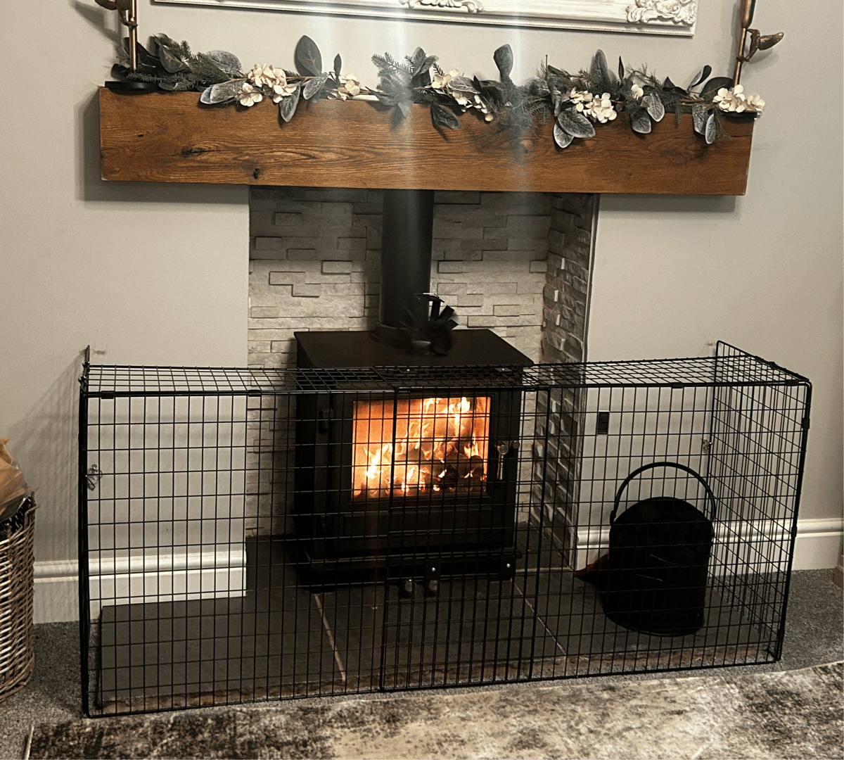 For Your Little One Extendable Baby Fireguard – Steel Hearth Safety