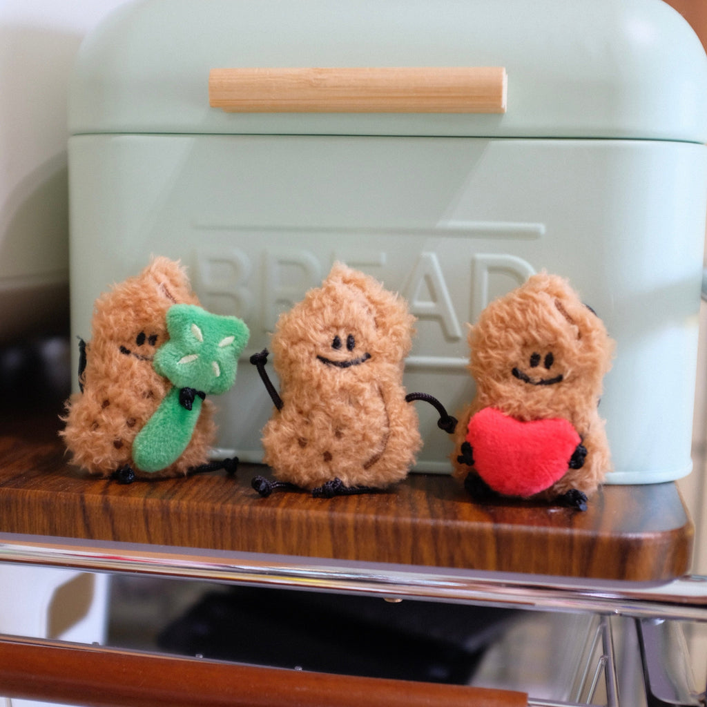 Mini Peanut Plush Keychain – Cute Smiling Bag Charm by Fickle Plan