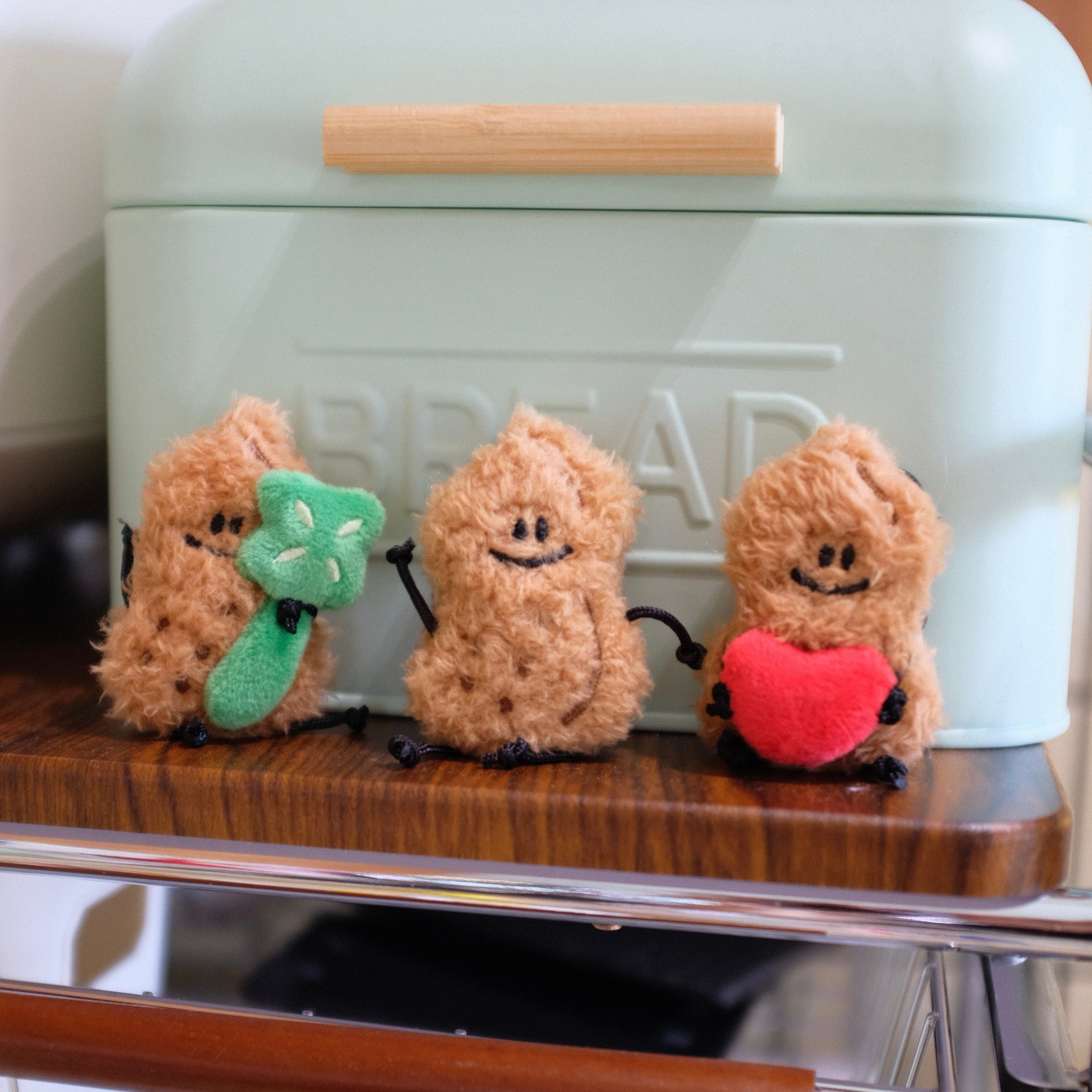 Mini Peanut Plush Keychain – Cute Smiling Bag Charm by Fickle Plan