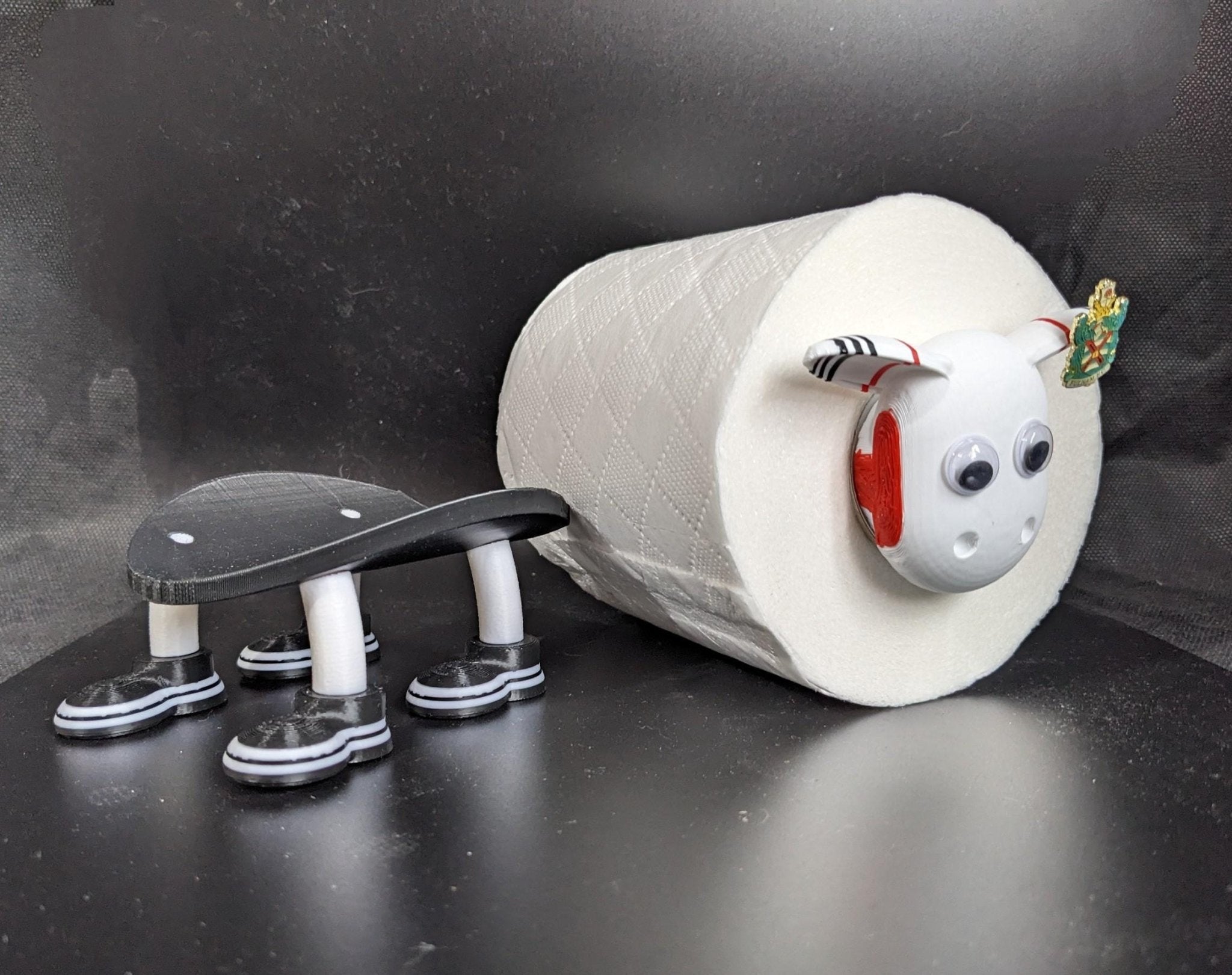 Fulham FC Premier Sheep Toilet Roll Holder | Chaddyverse 3D Printed