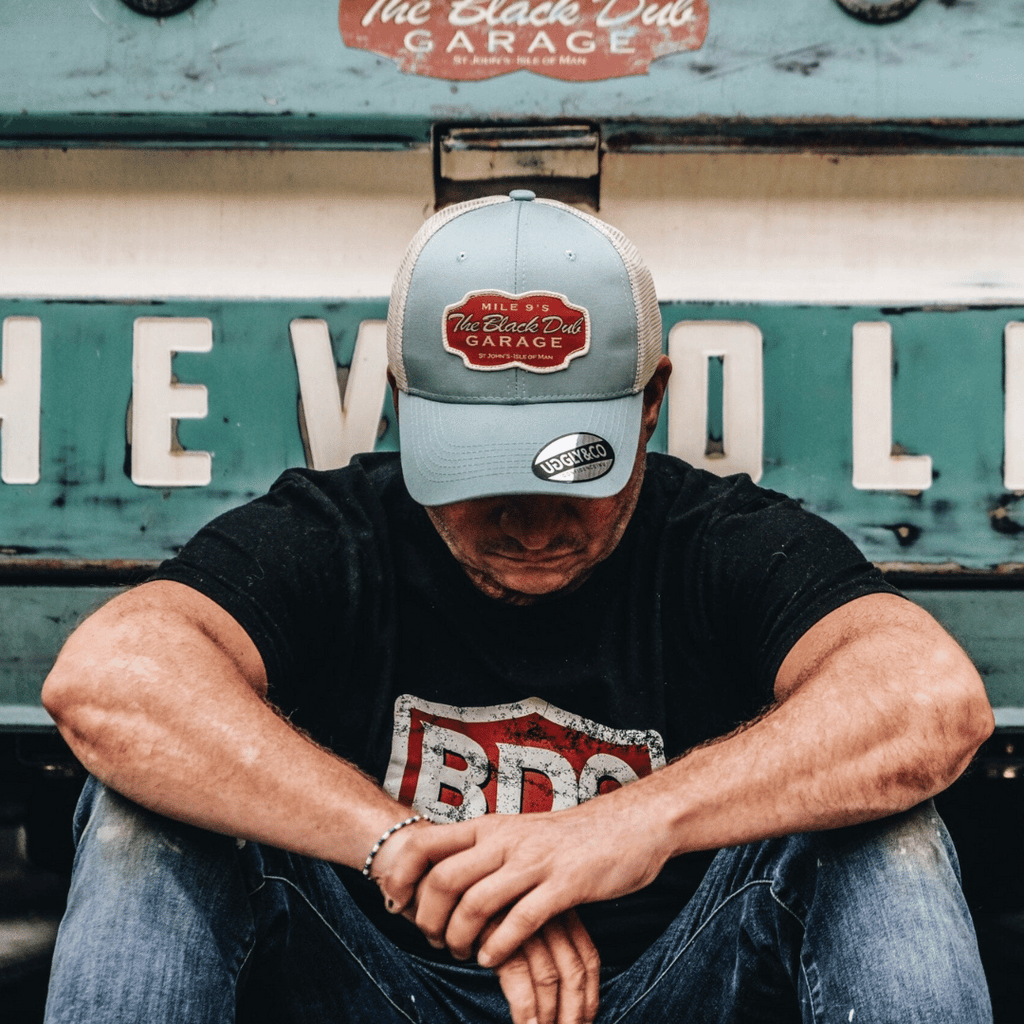 Uggly and Co Black Dub Garage Trucker Hat – Peppermint & Beige Mesh Cap