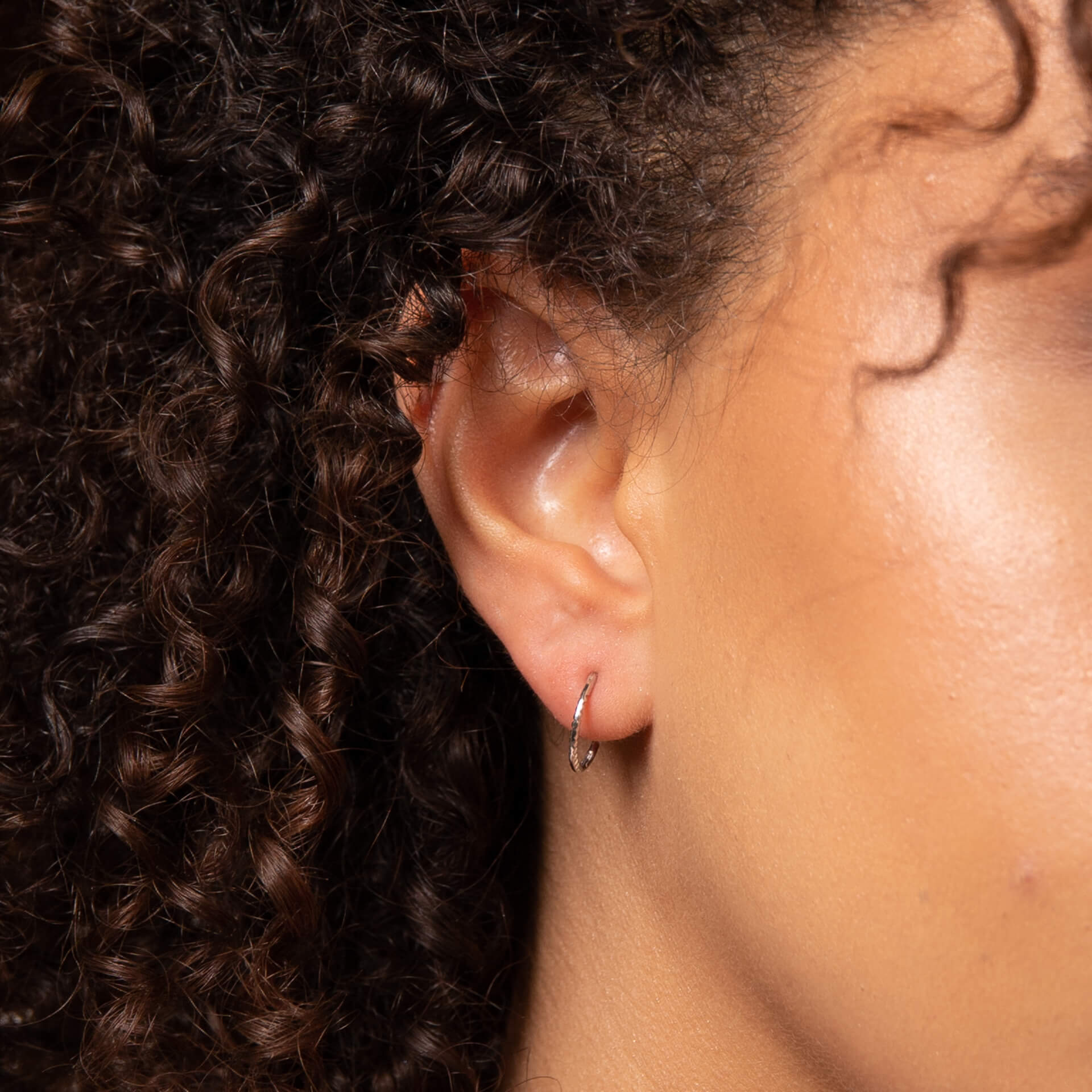 Gecko Jewellery 9ct Gold Rope Effect Hoop Earrings - Timeless Style