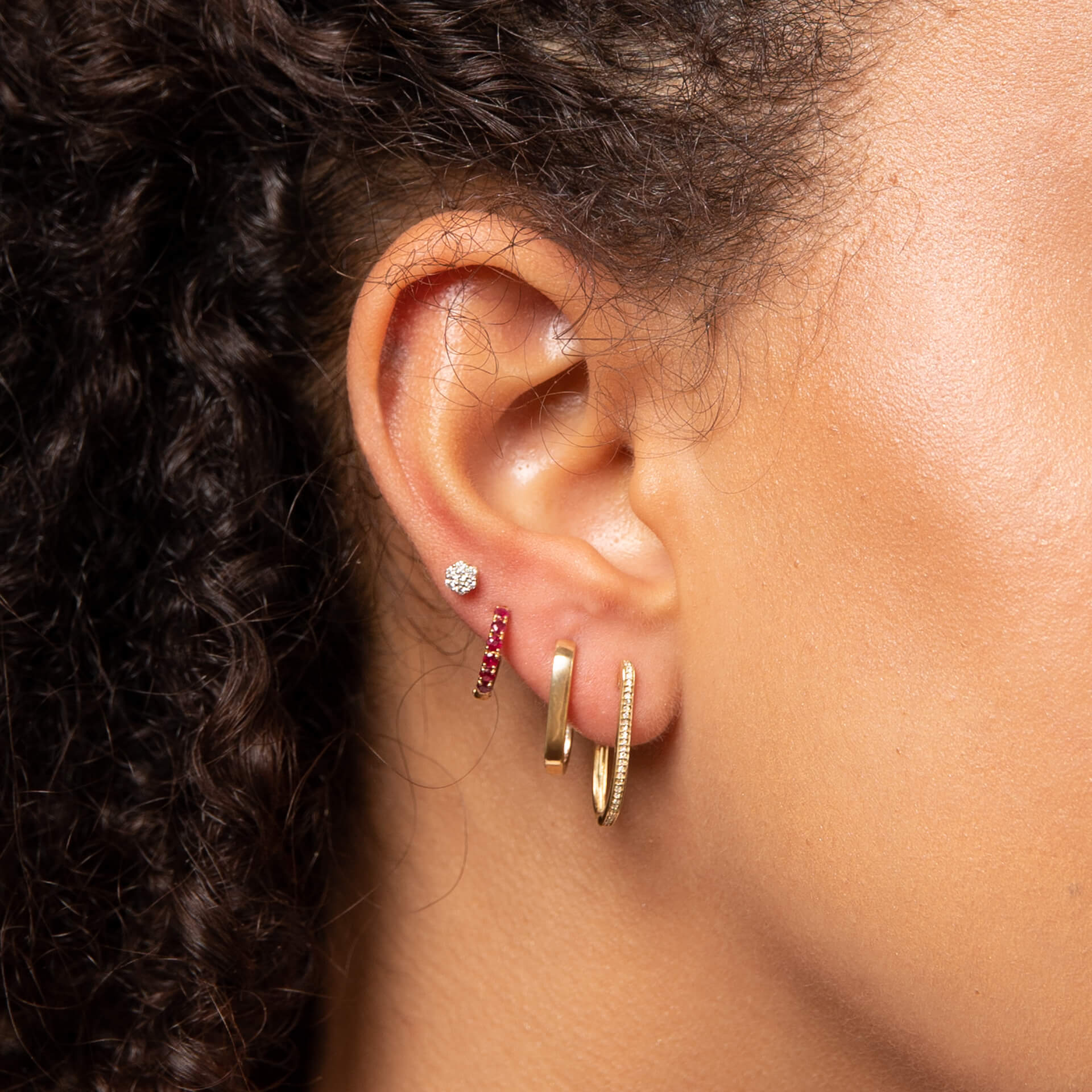 Gecko Jewellery 9ct Gold U Shape Hoop Earrings – Elegant Plain Hoops