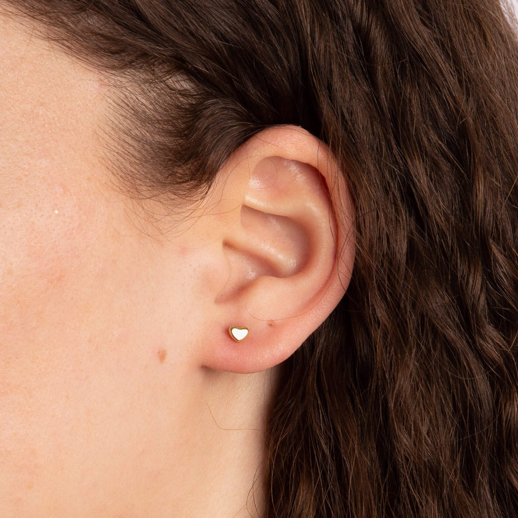 Gecko Jewellery Small Heart Earrings – Plain Silver Everyday Studs