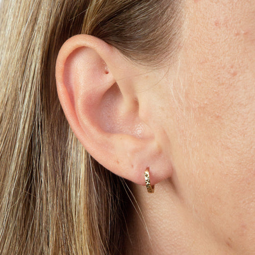 Gecko Jewellery 9ct Gold Diamond Cut Textured Hoop Earrings