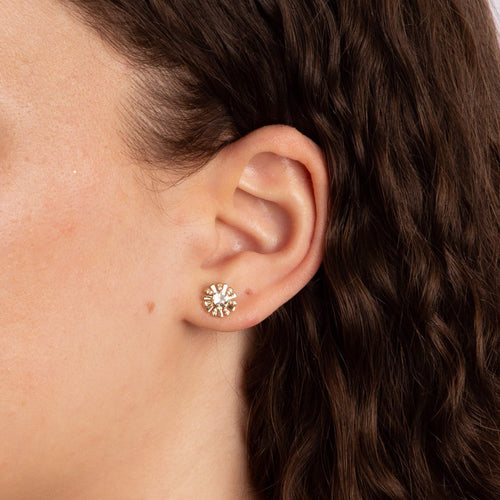 Gecko Jewellery Sunray Earrings in 9ct Yellow Gold with White Topaz