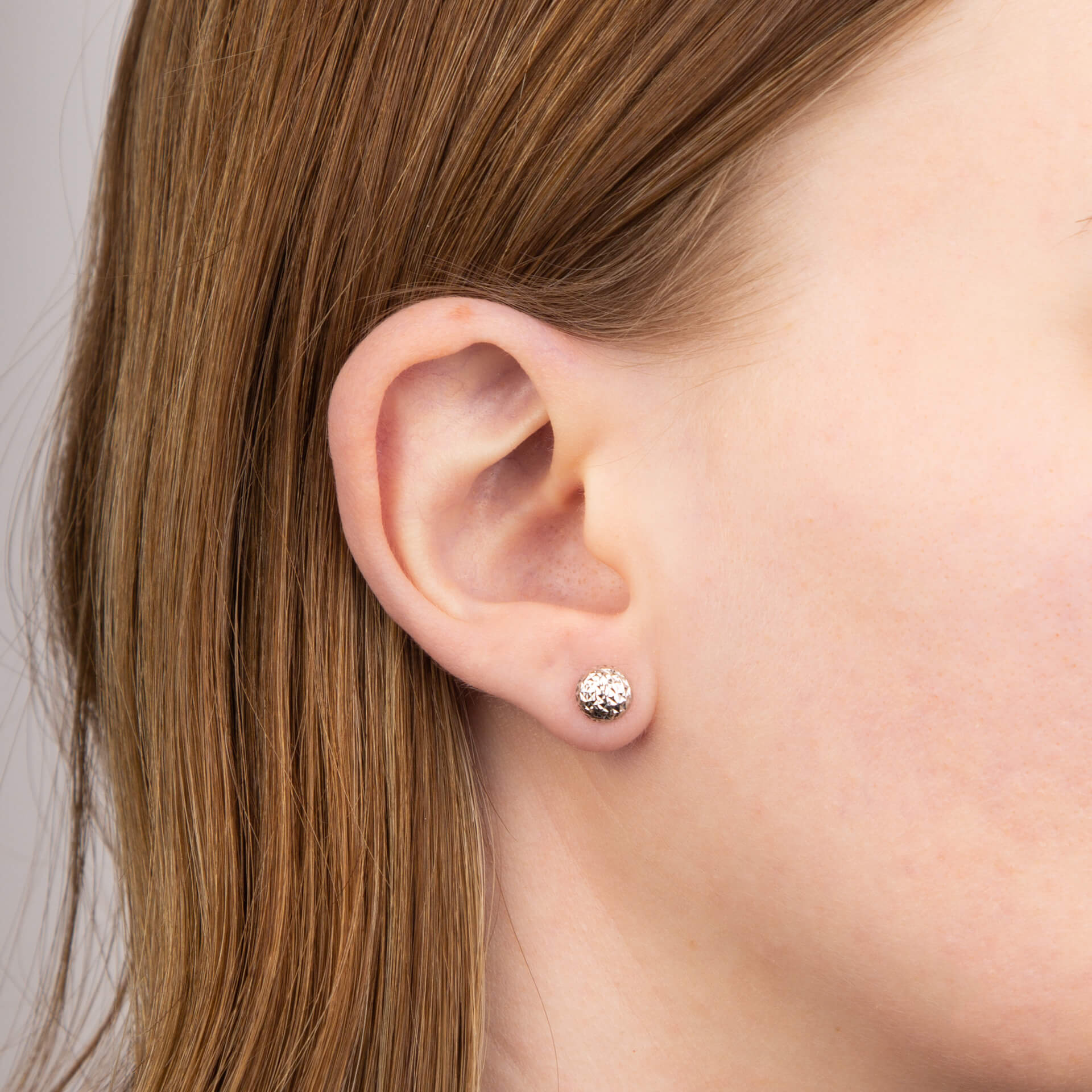 Gecko Jewellery 9ct Gold Textured Ball Stud Earrings | Diamond Cut