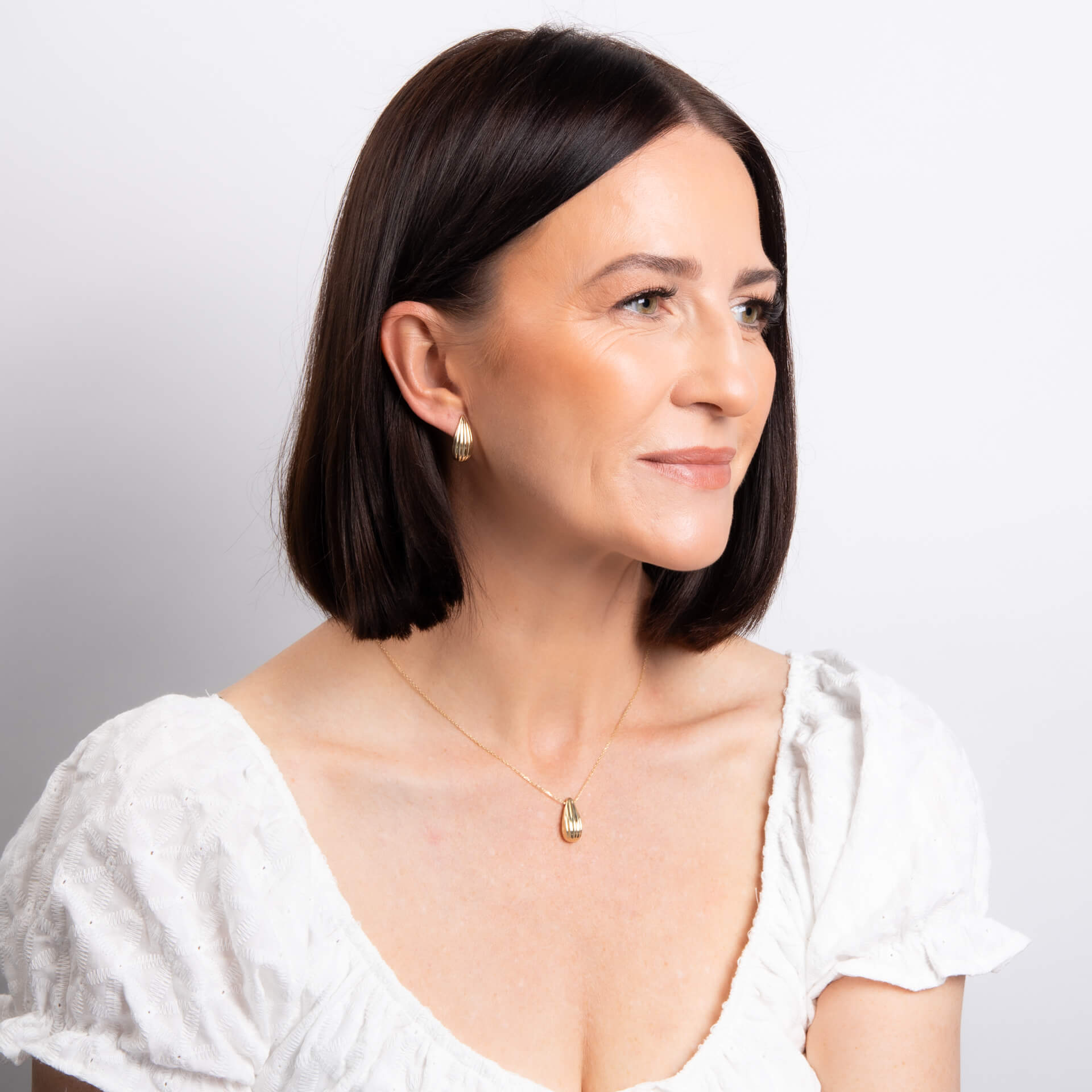 Gecko Jewellery Ridged Teardrop Necklace – Polished 9ct Yellow Gold
